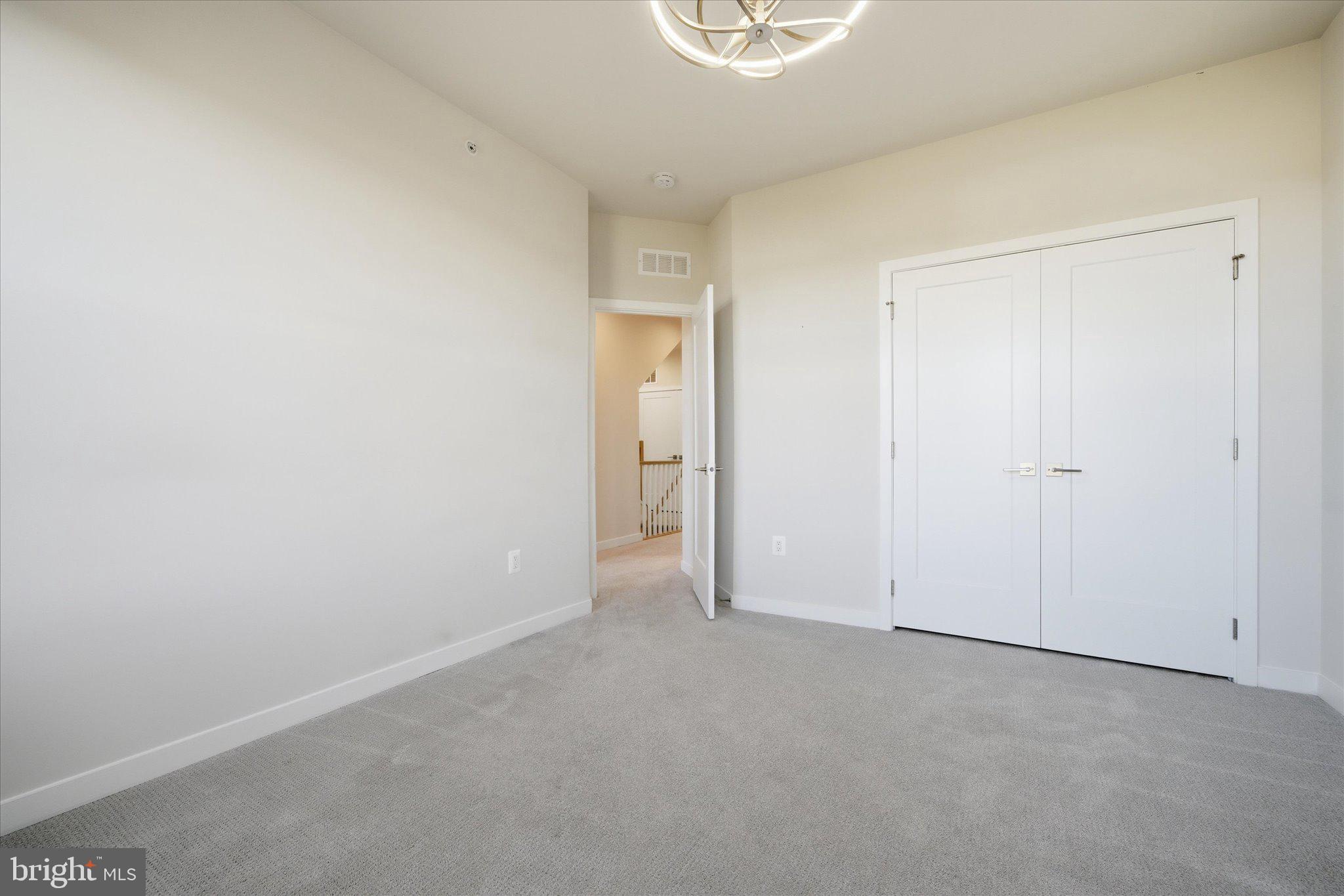 METRO WALK AT MOOREFIELD STATION - Residential