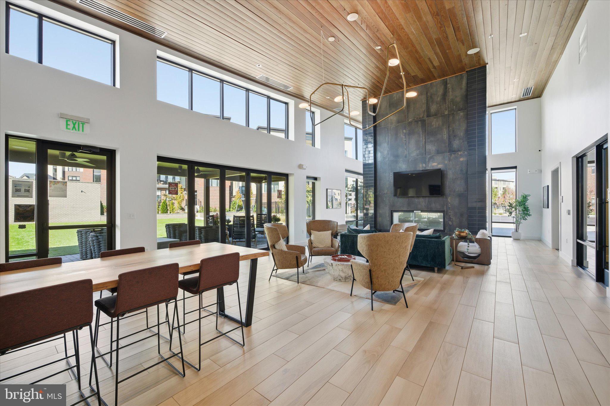 METRO WALK AT MOOREFIELD STATION - Residential