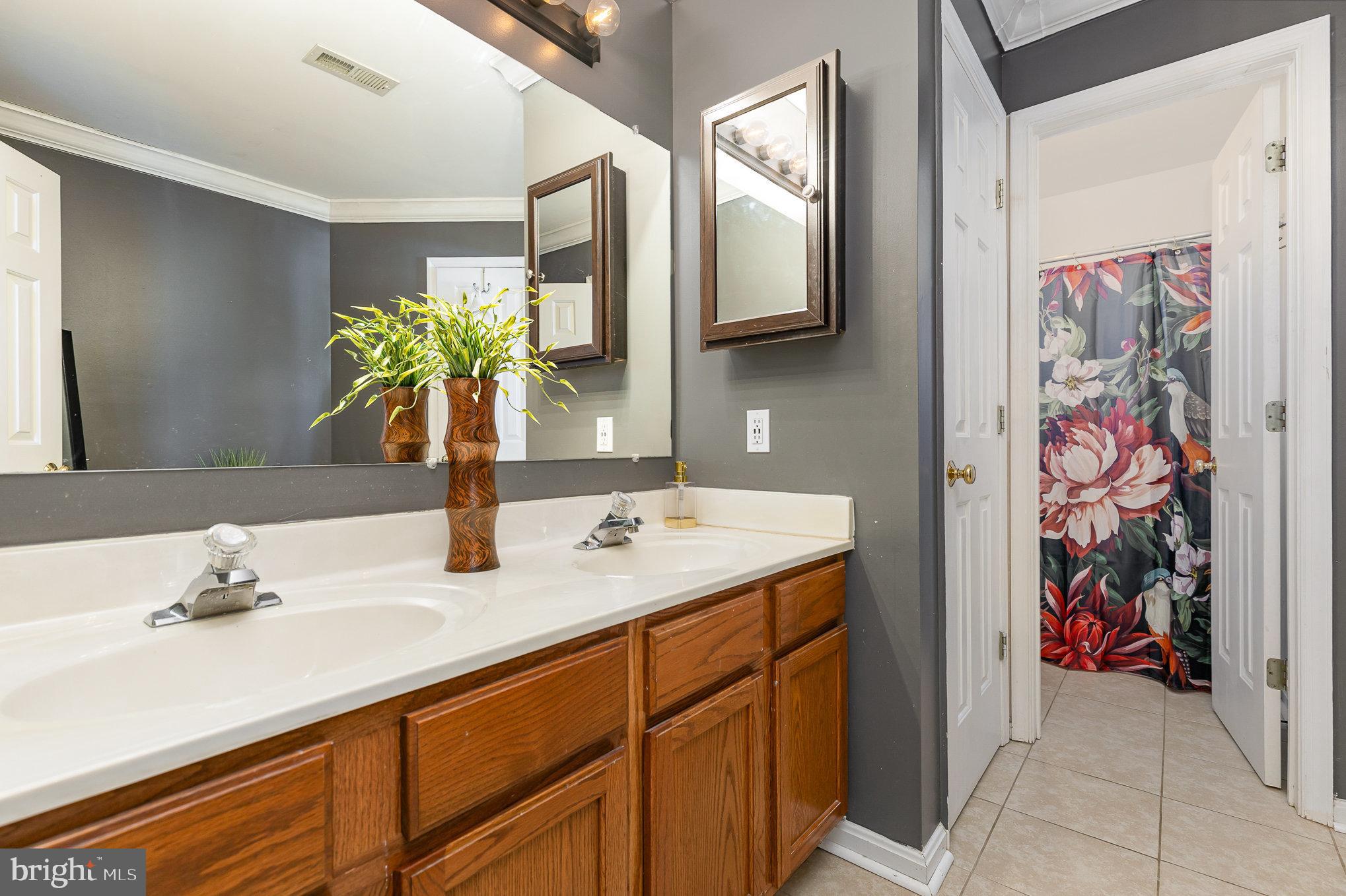 LANCASTER GATE - Residential