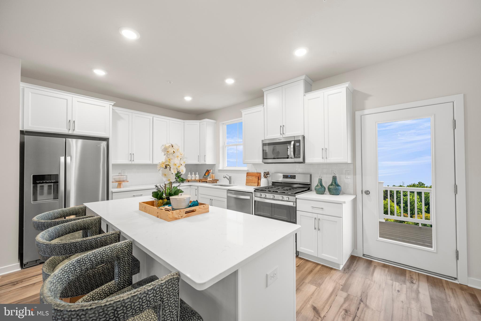 RIVER POINTE - Residential