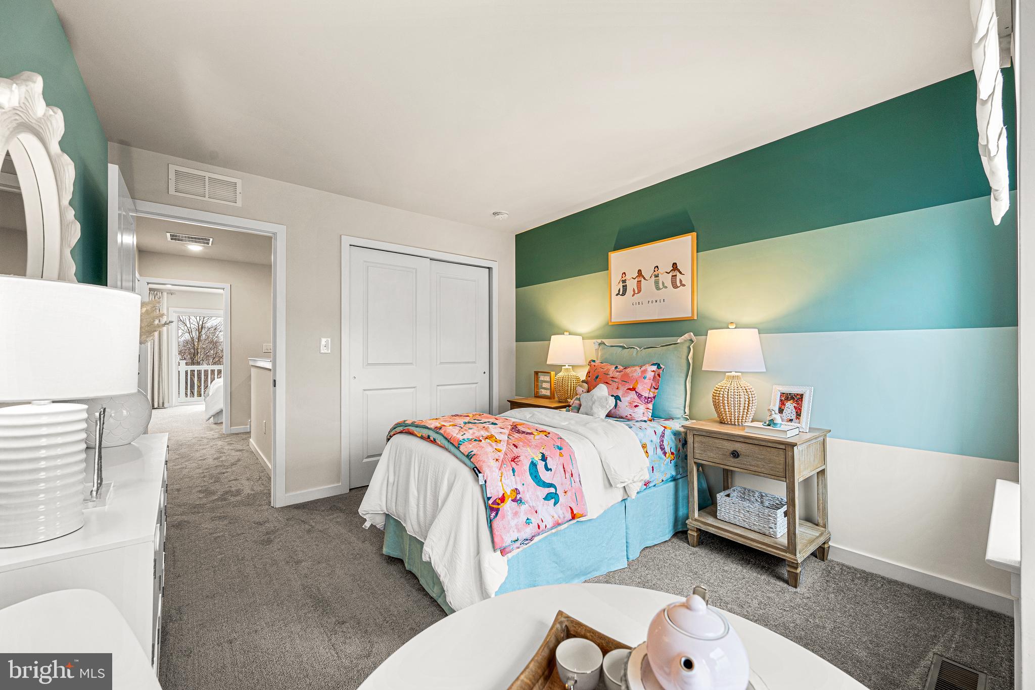 RIVER POINTE - Residential