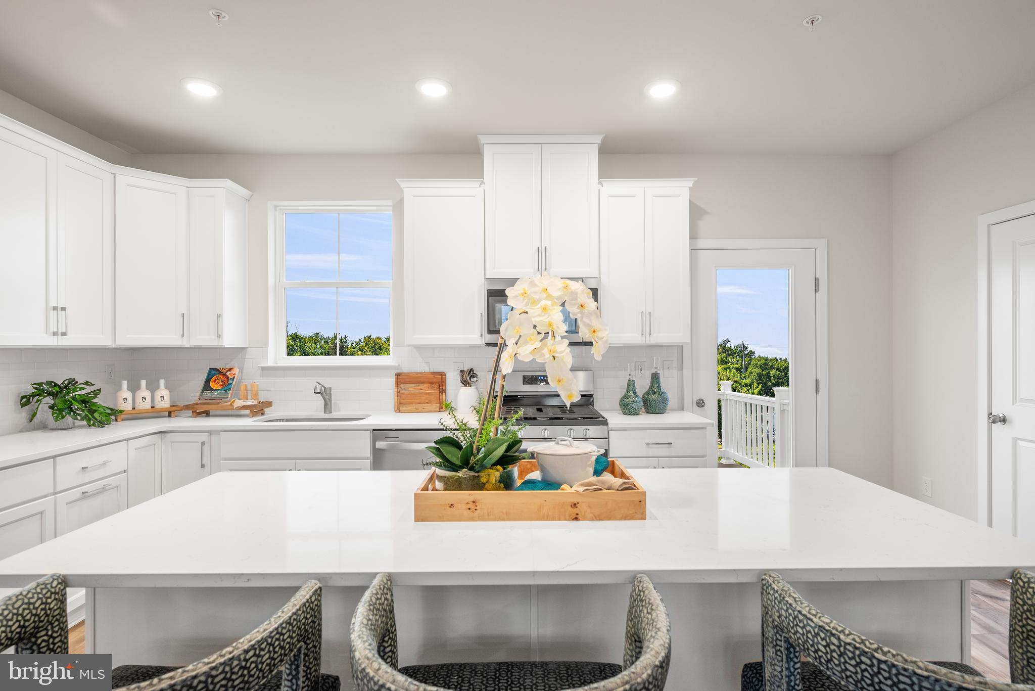 RIVER POINTE - Residential