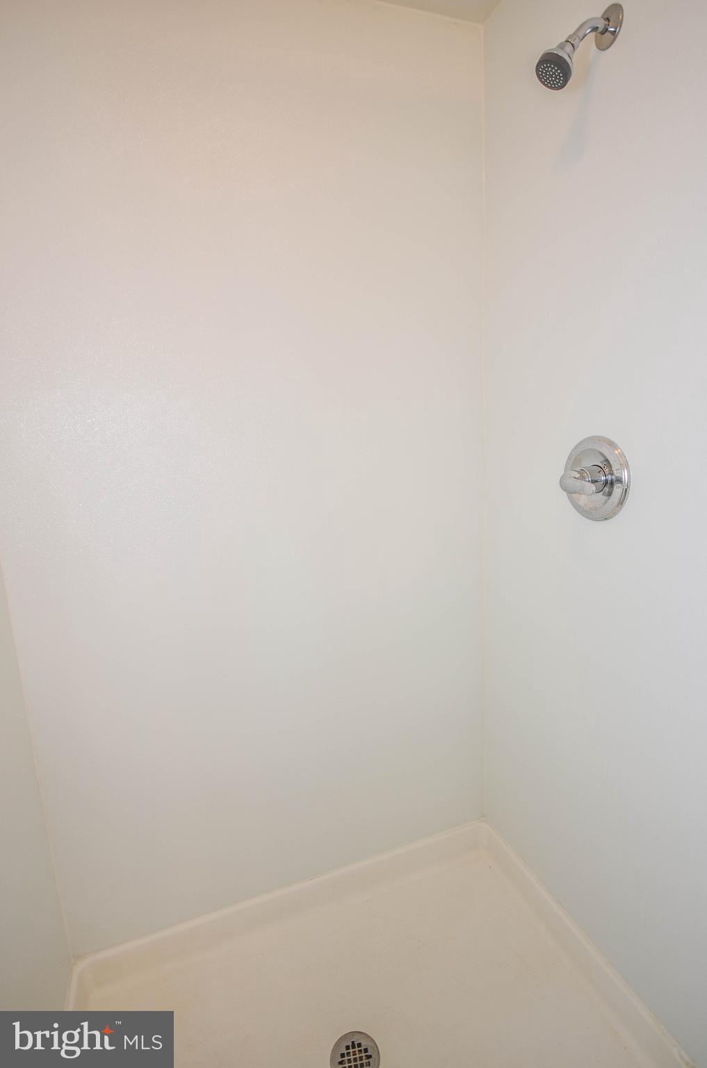 MONTROSE PARK - Residential Lease