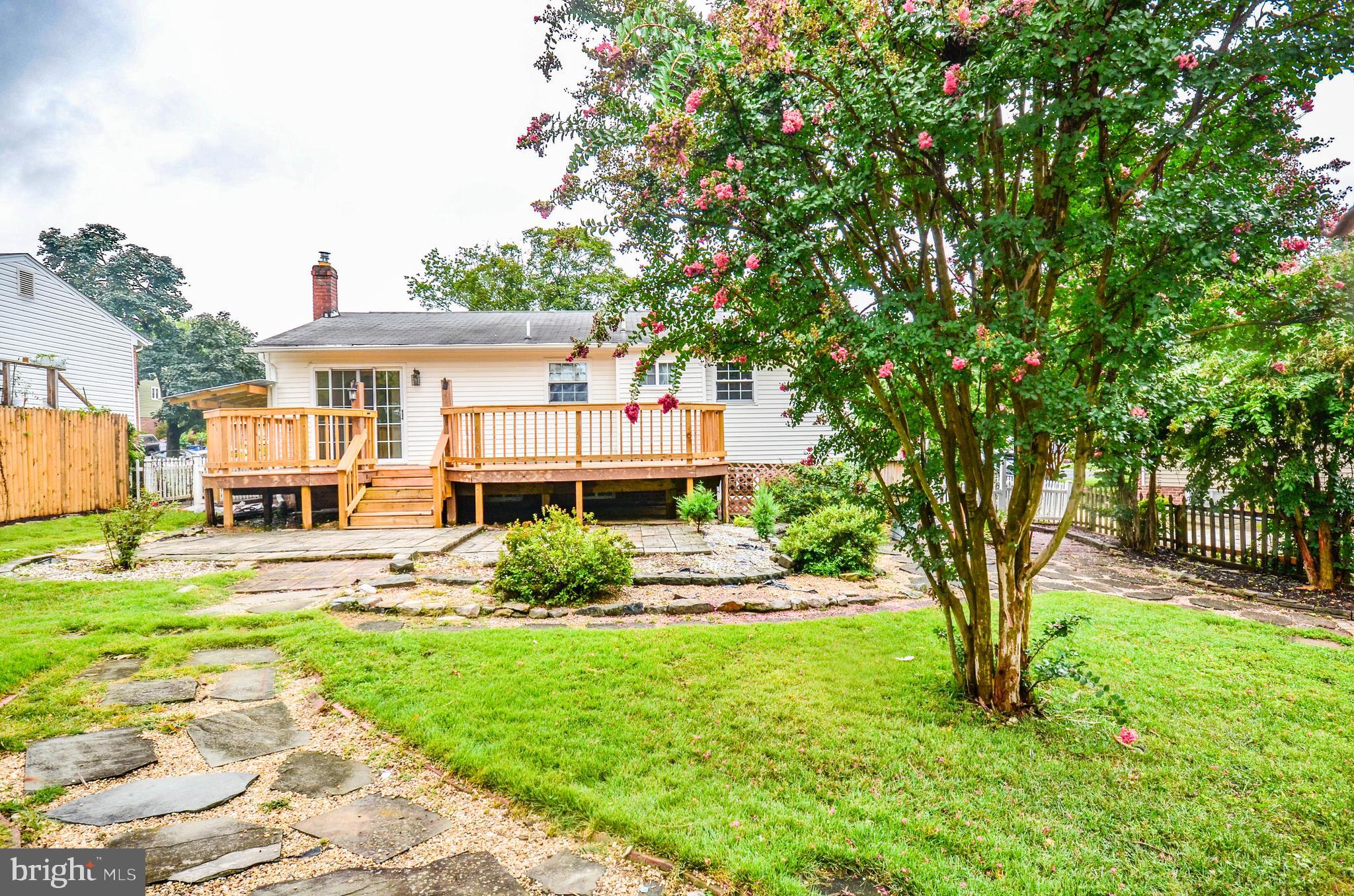 MONTROSE PARK - Residential Lease