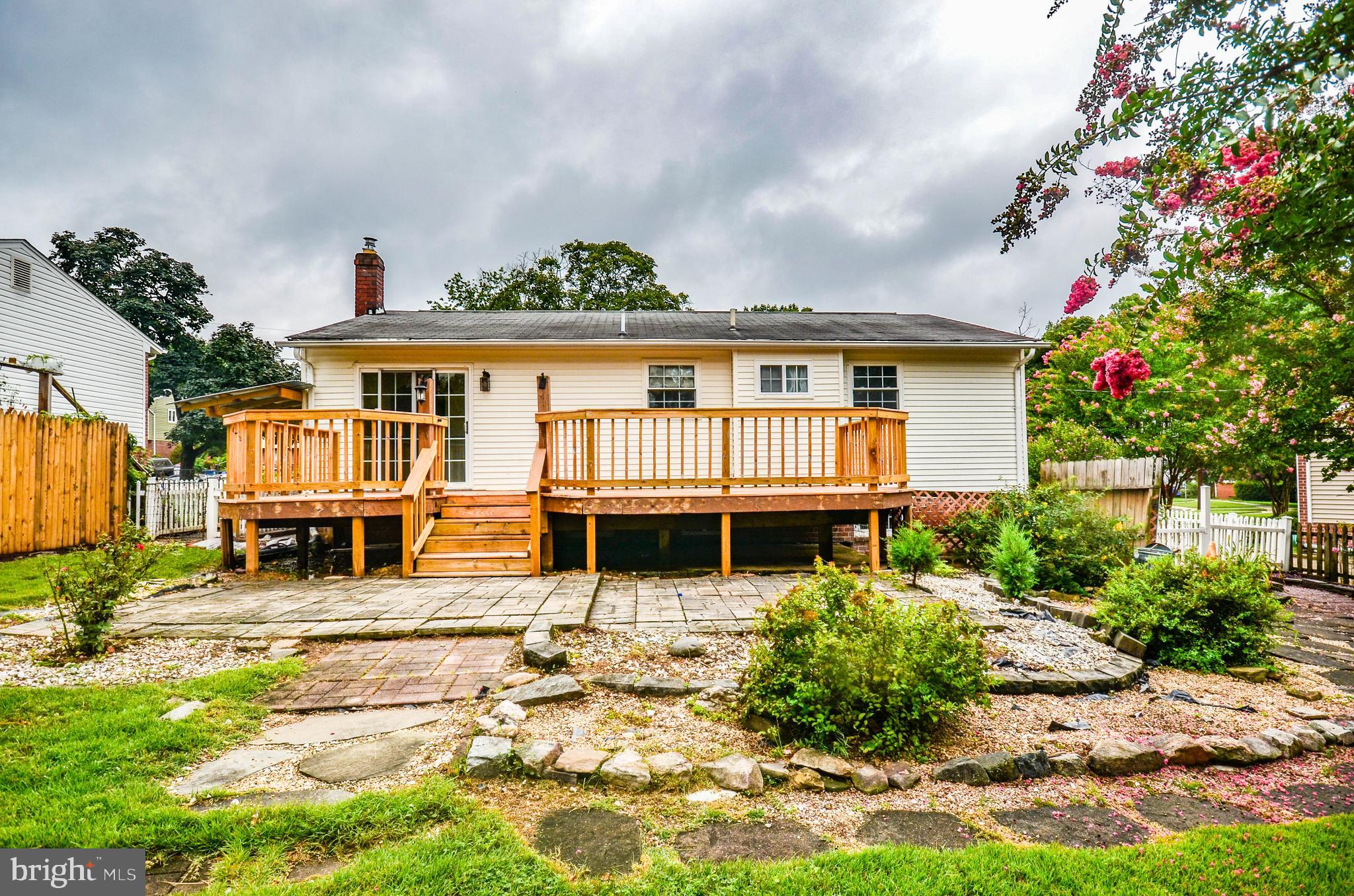 MONTROSE PARK - Residential Lease