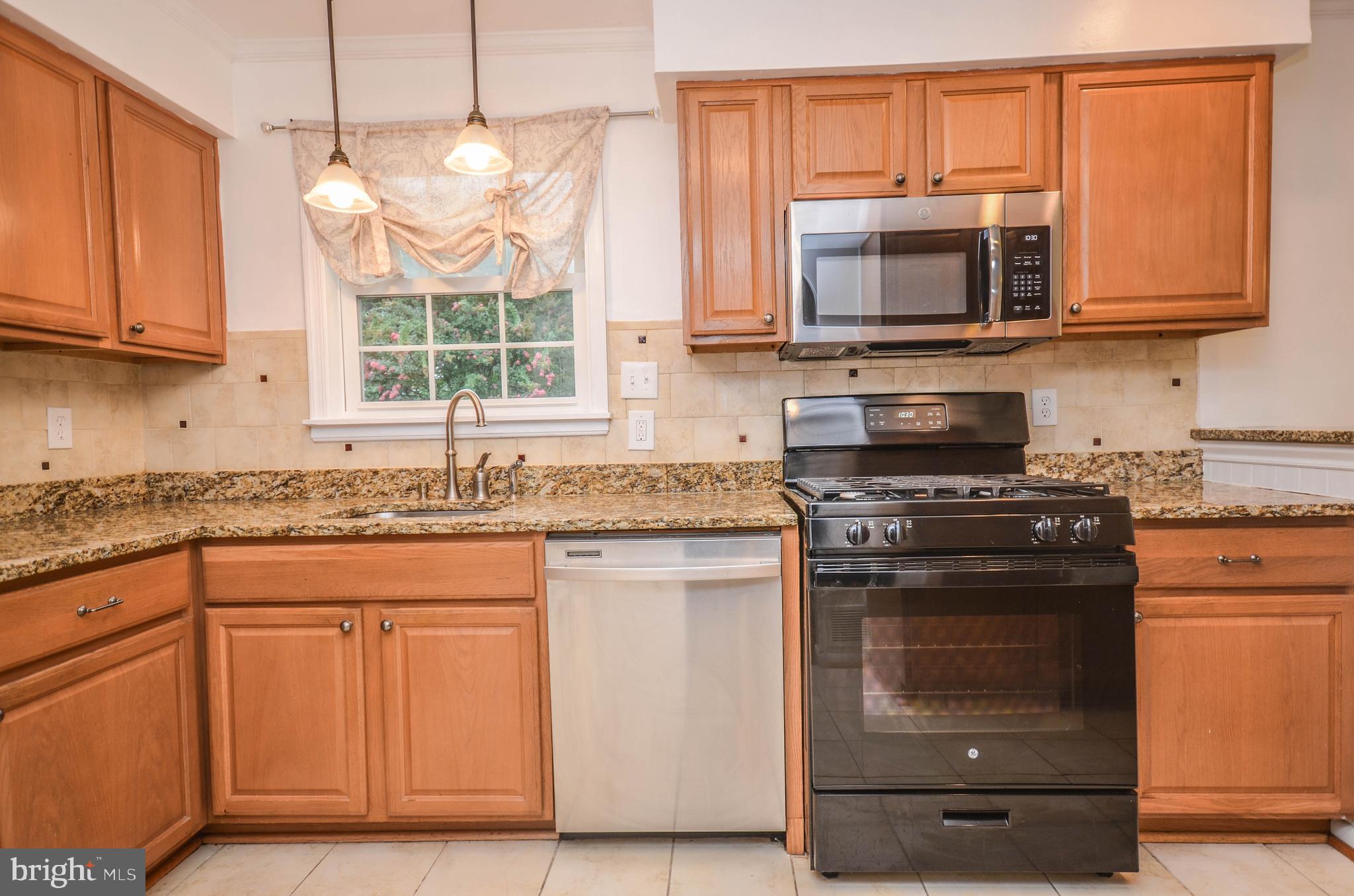 MONTROSE PARK - Residential Lease