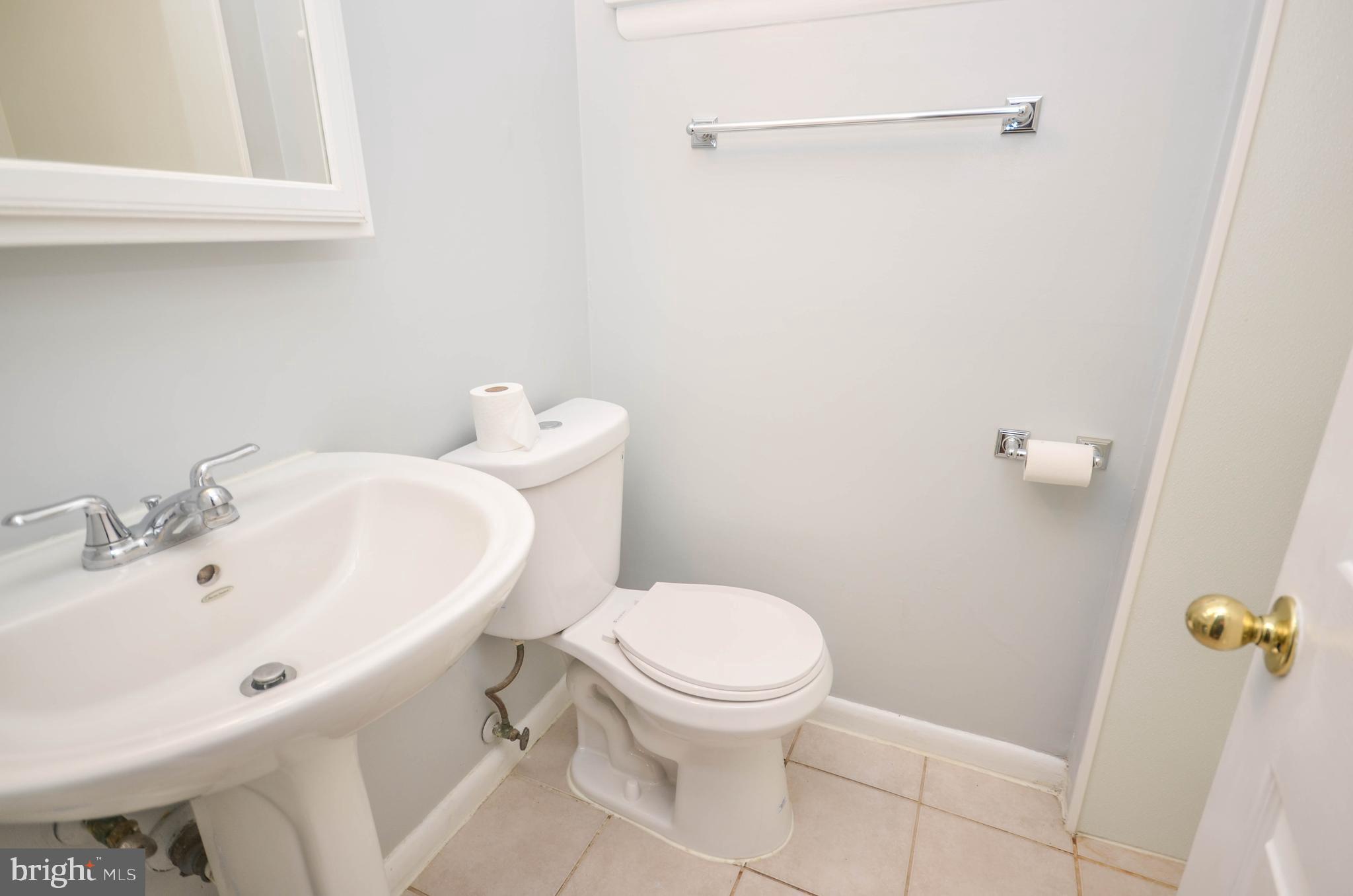 MONTROSE PARK - Residential Lease