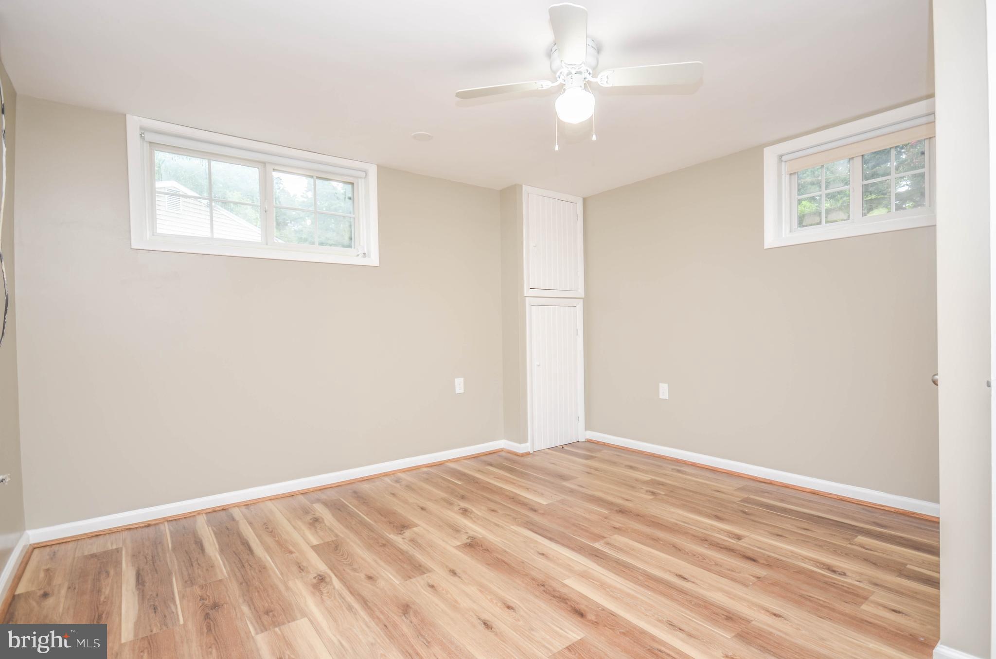 MONTROSE PARK - Residential Lease