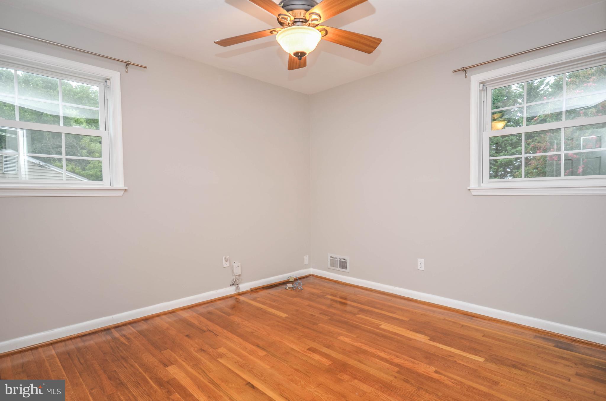 MONTROSE PARK - Residential Lease