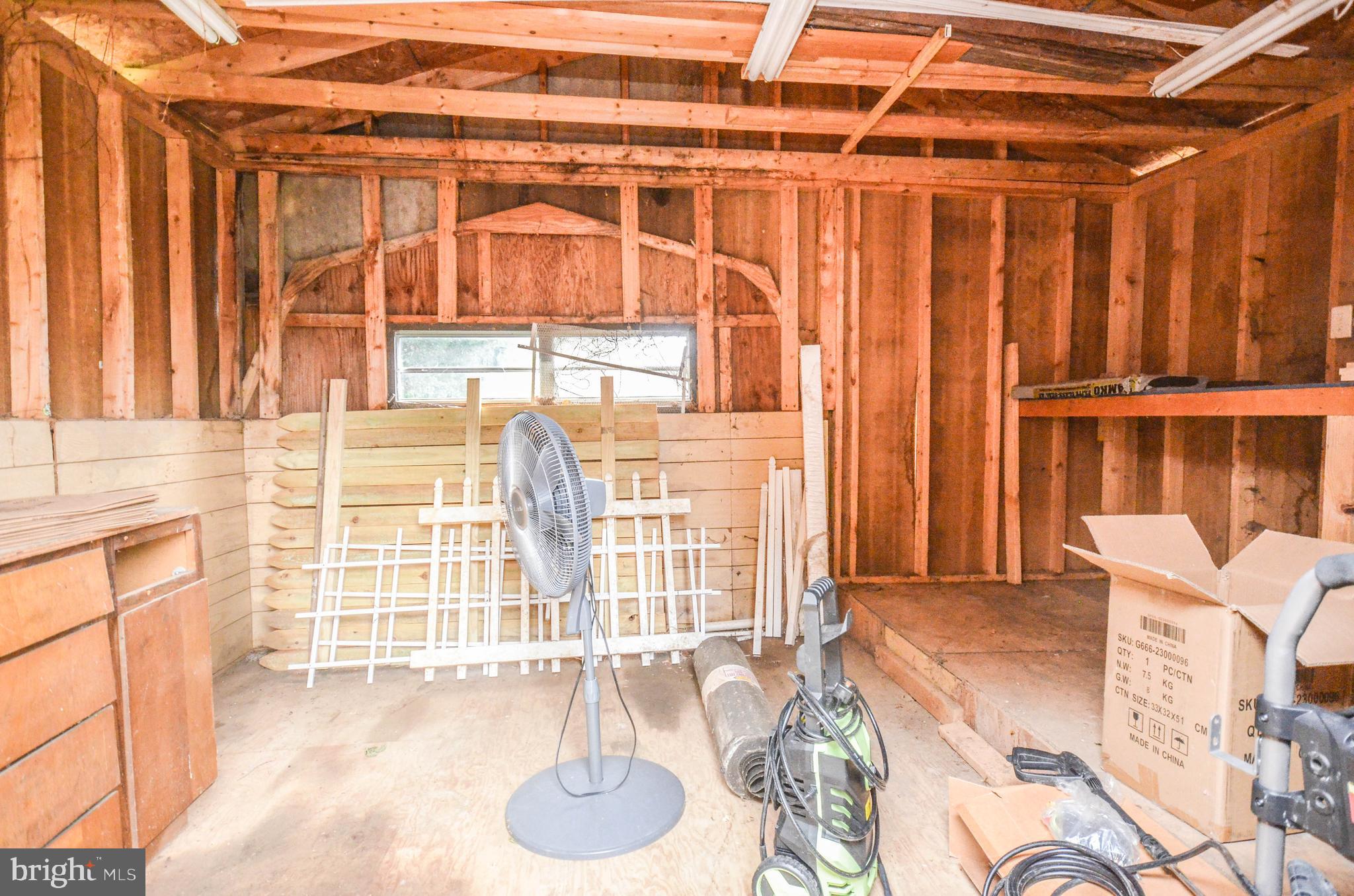 MONTROSE PARK - Residential Lease