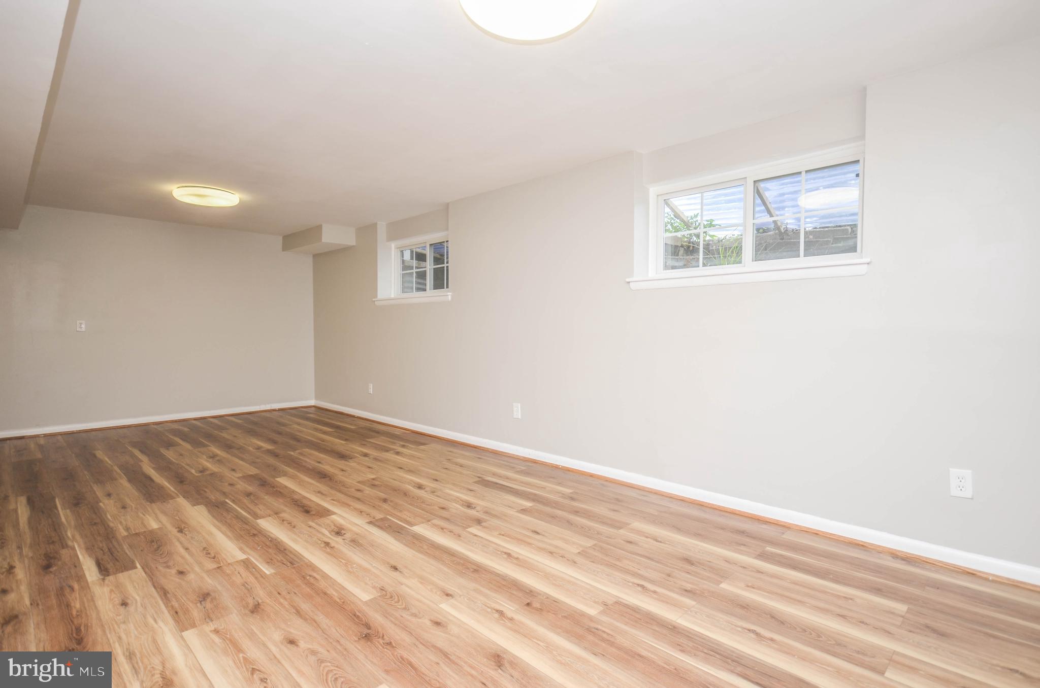 MONTROSE PARK - Residential Lease