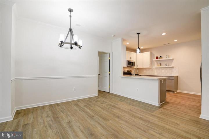 CHRISTOPHER AT CEDAR LAKES - Residential Lease