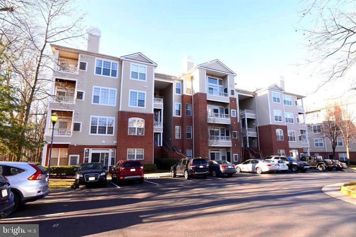 CHRISTOPHER AT CEDAR LAKES - Residential Lease