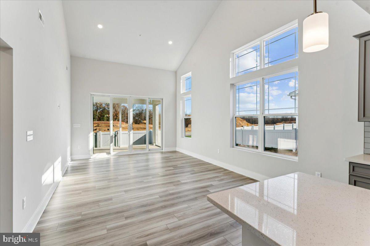 ST CHARLES - Residential