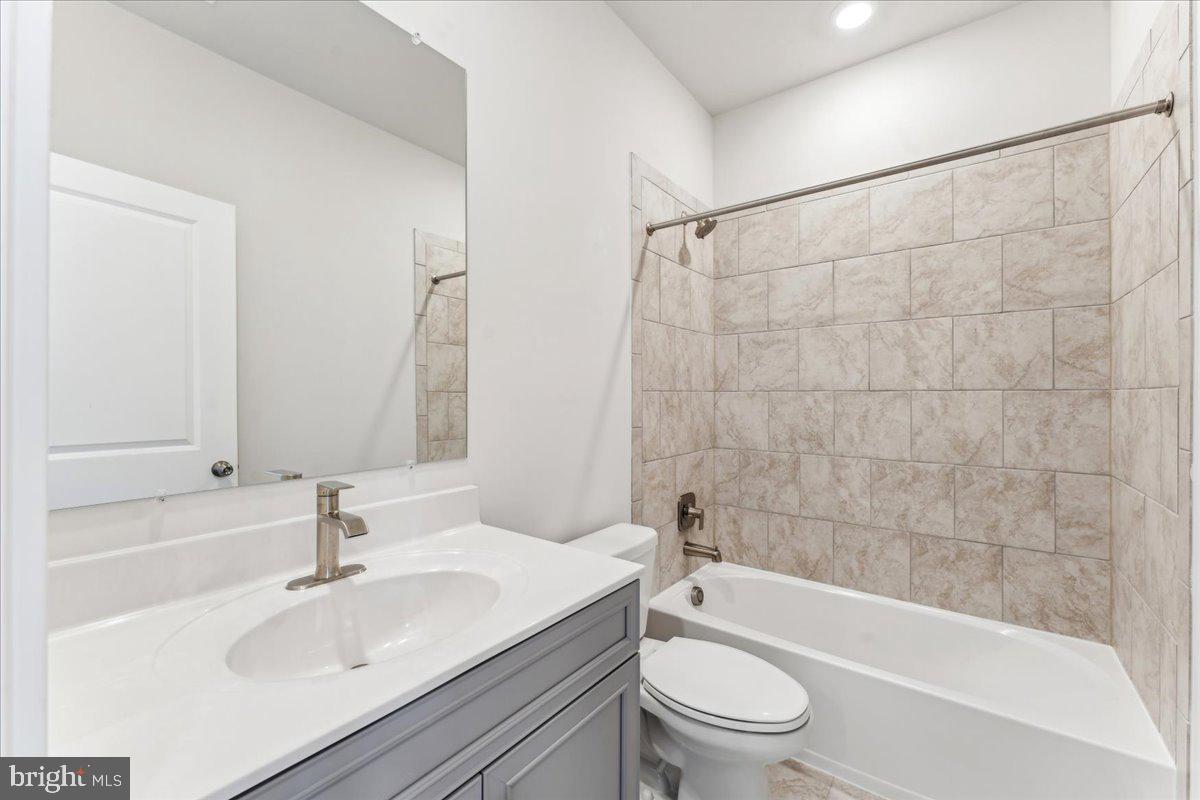 ST CHARLES - Residential