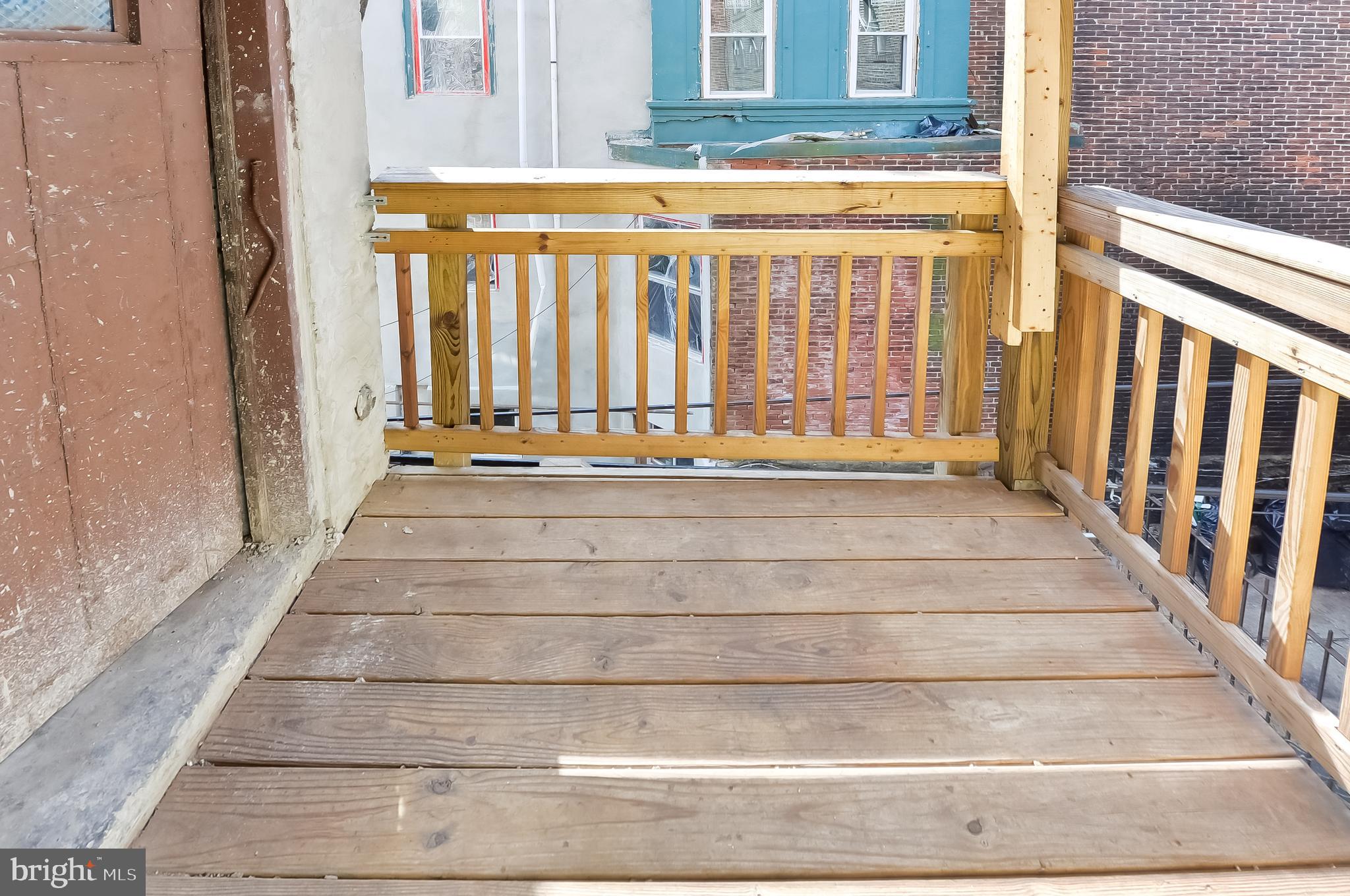 WALNUT HILL - Residential Lease