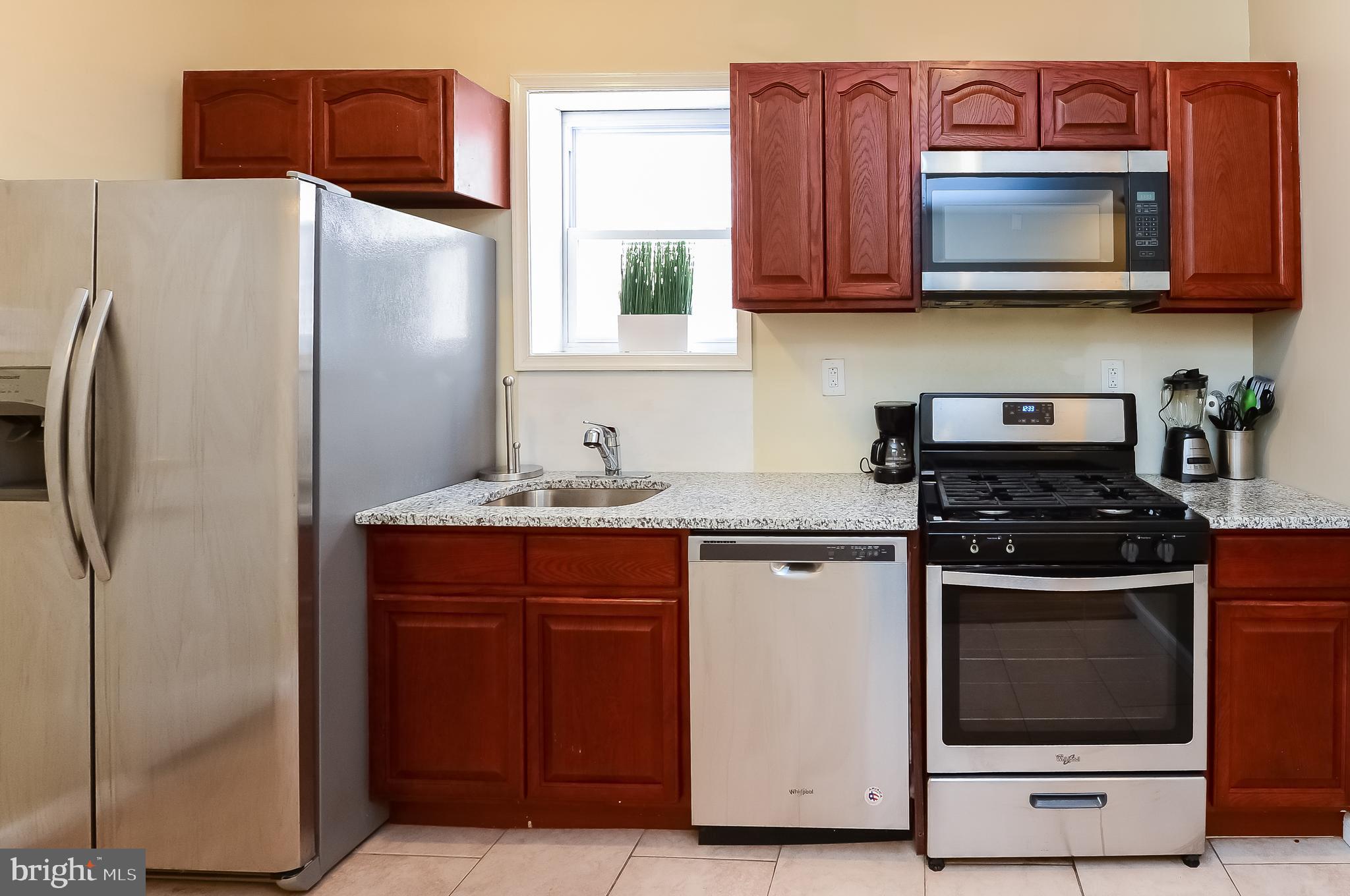 WALNUT HILL - Residential Lease