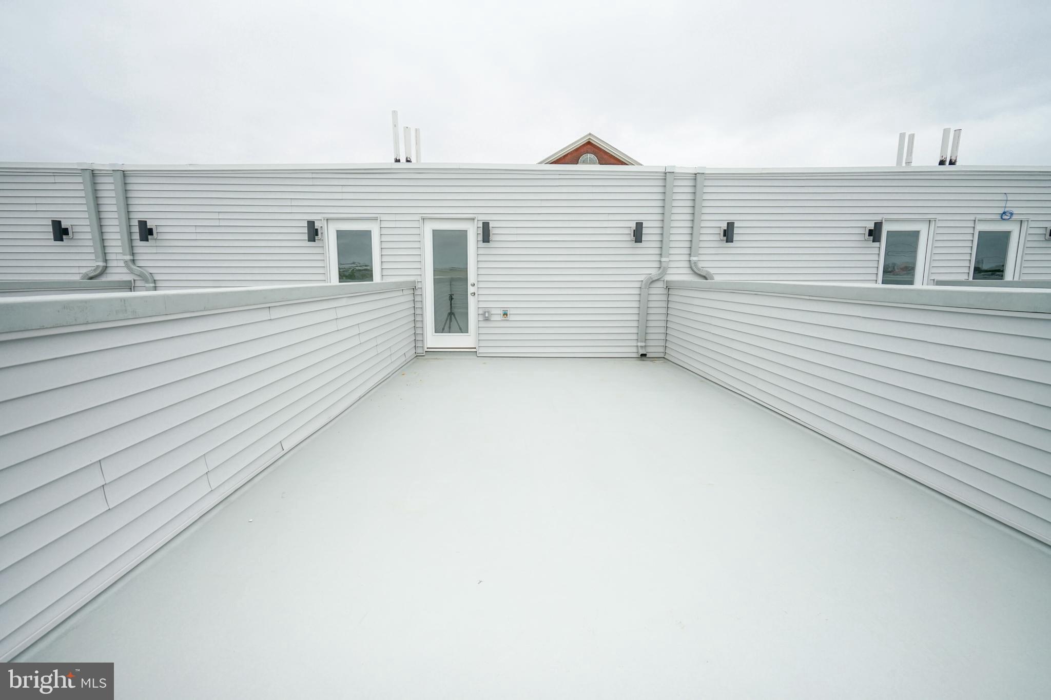 SHARSWOOD - Residential