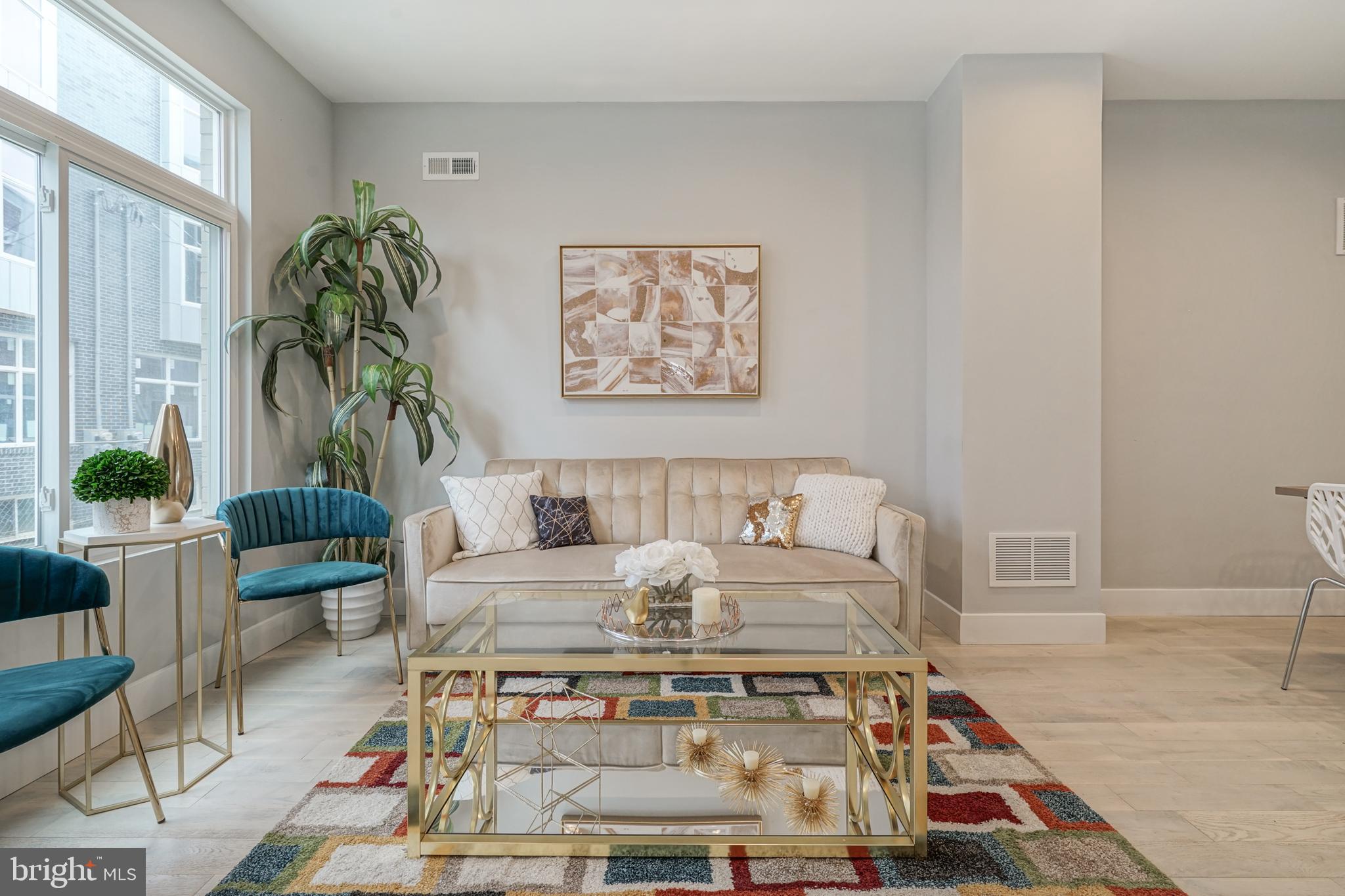 SHARSWOOD - Residential