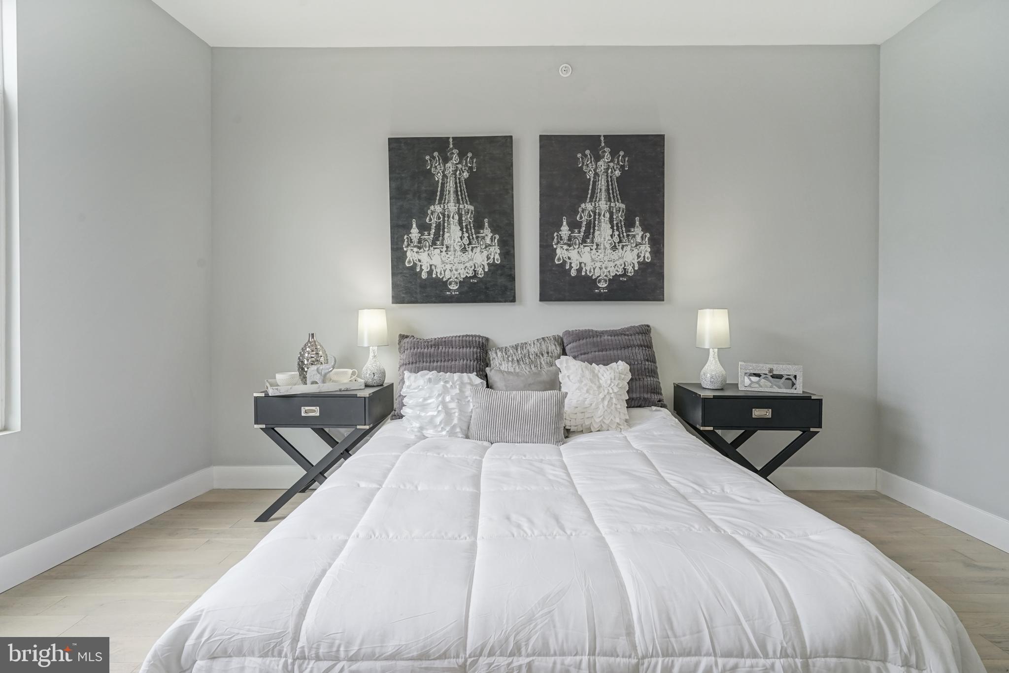 SHARSWOOD - Residential