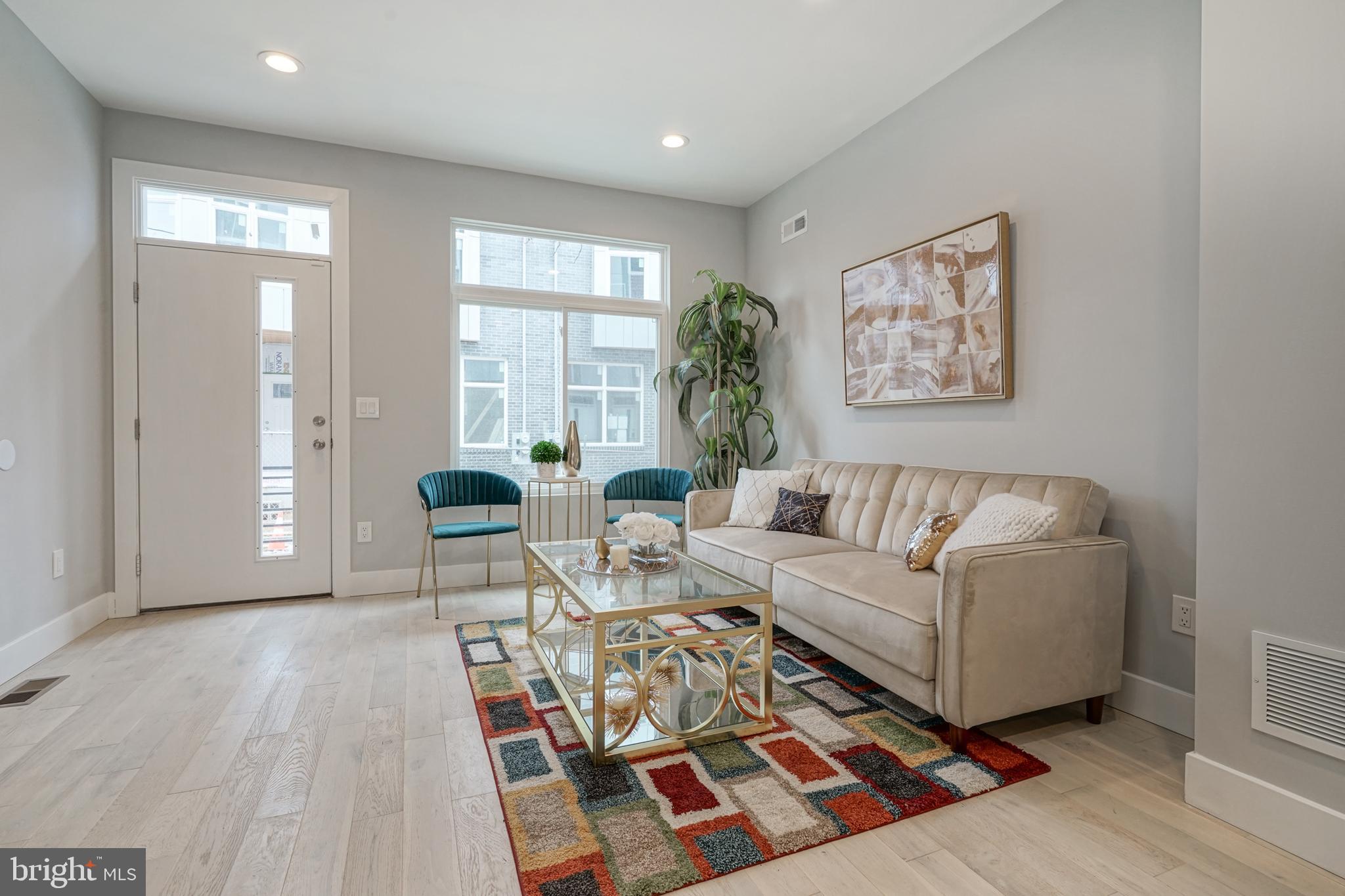 SHARSWOOD - Residential