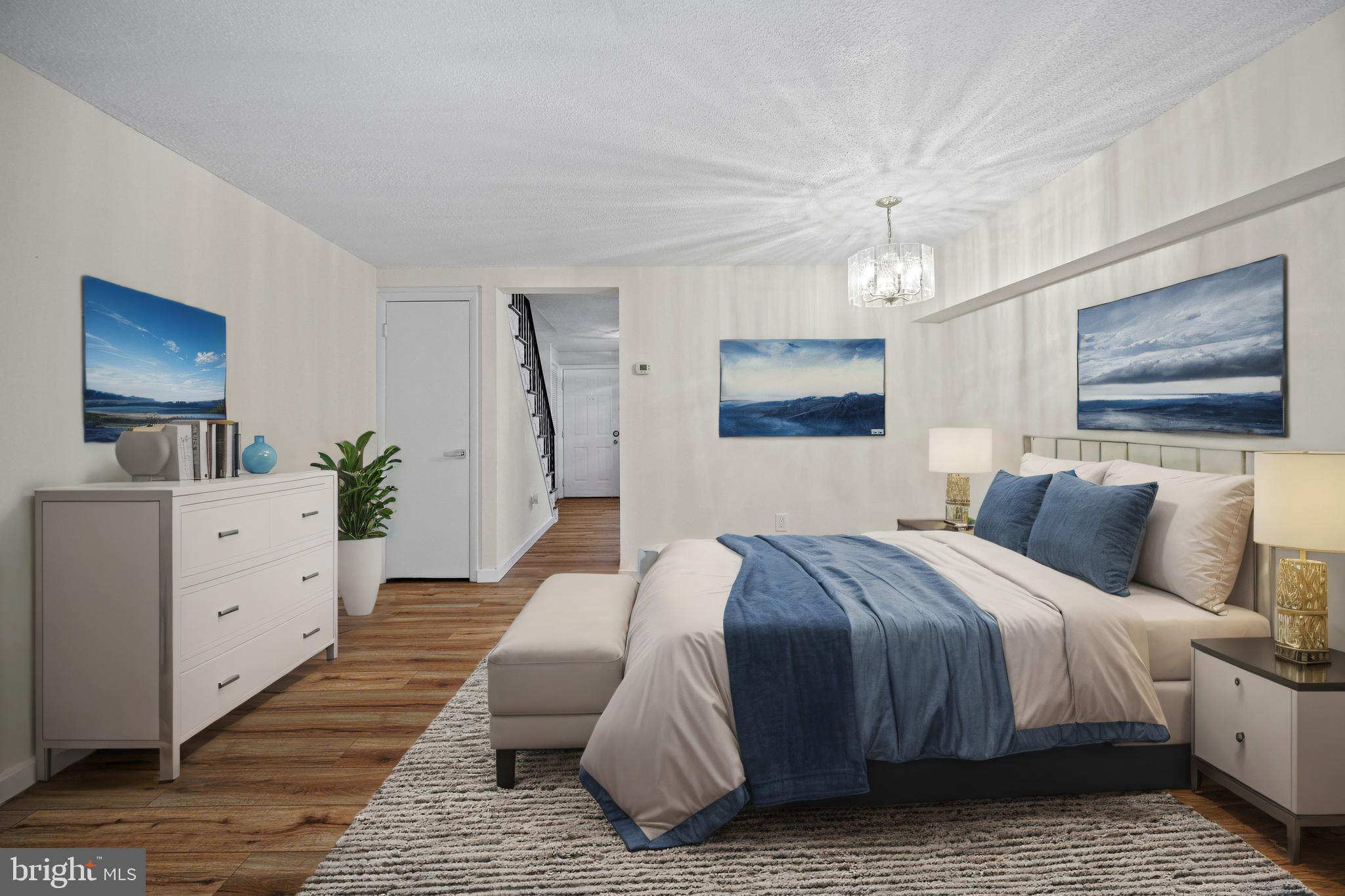 WINDMILL SQUARE - Residential