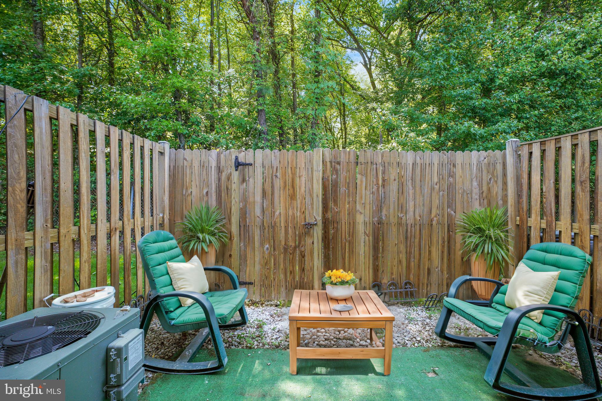 WINDMILL SQUARE - Residential