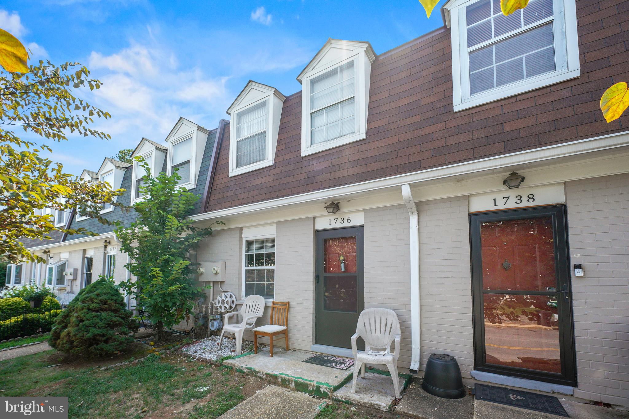 WINDMILL SQUARE - Residential