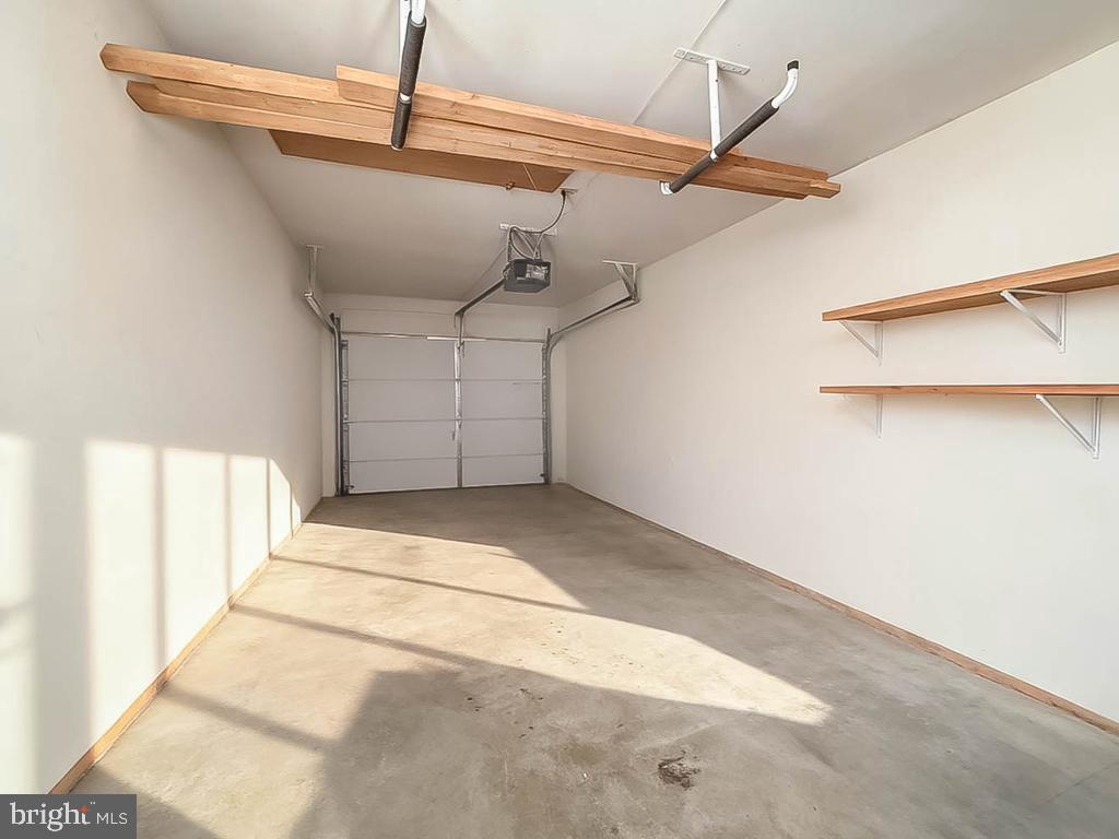 BROOKSTONE - Residential