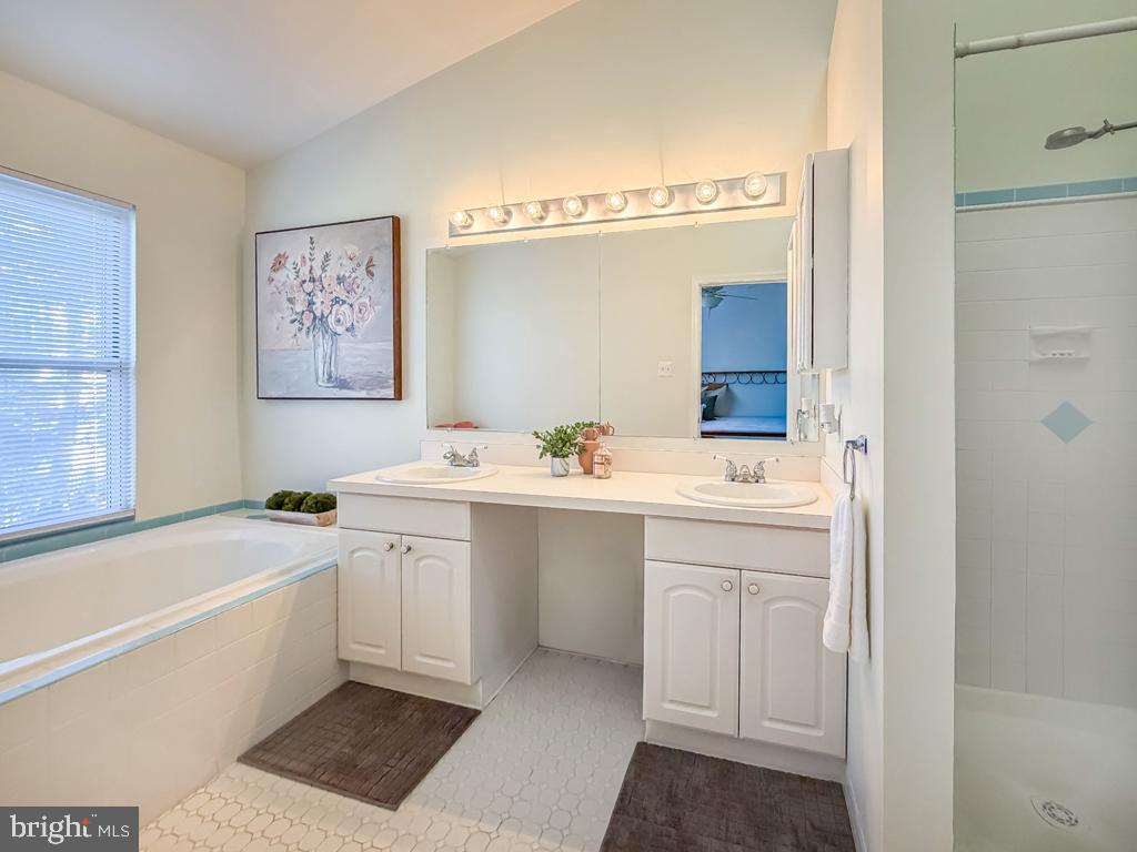 BROOKSTONE - Residential