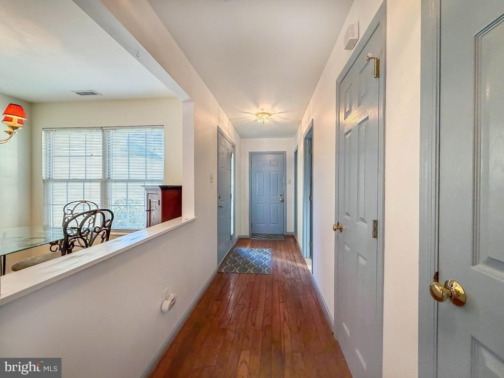 BROOKSTONE - Residential