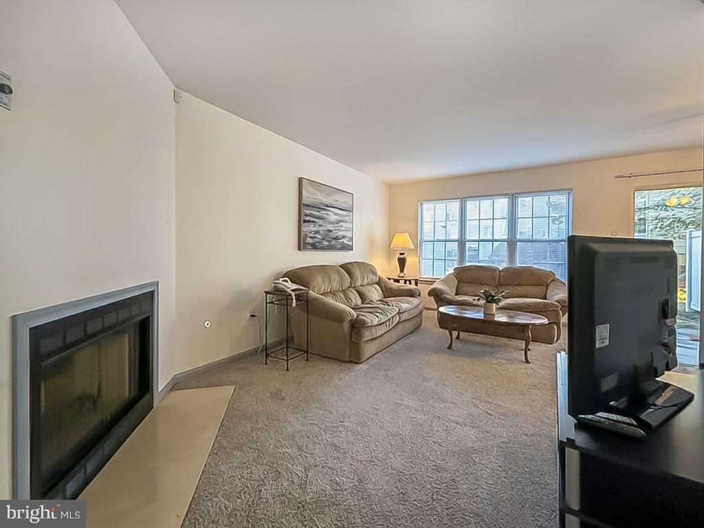 BROOKSTONE - Residential