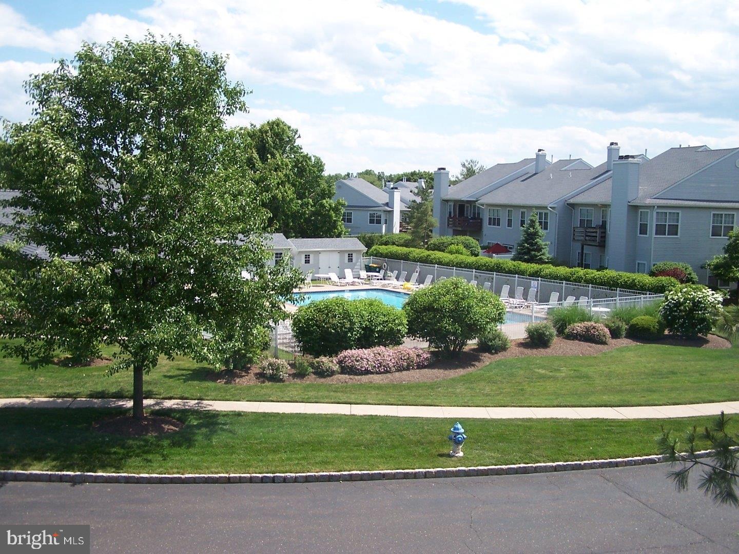 BROOKSTONE - Residential