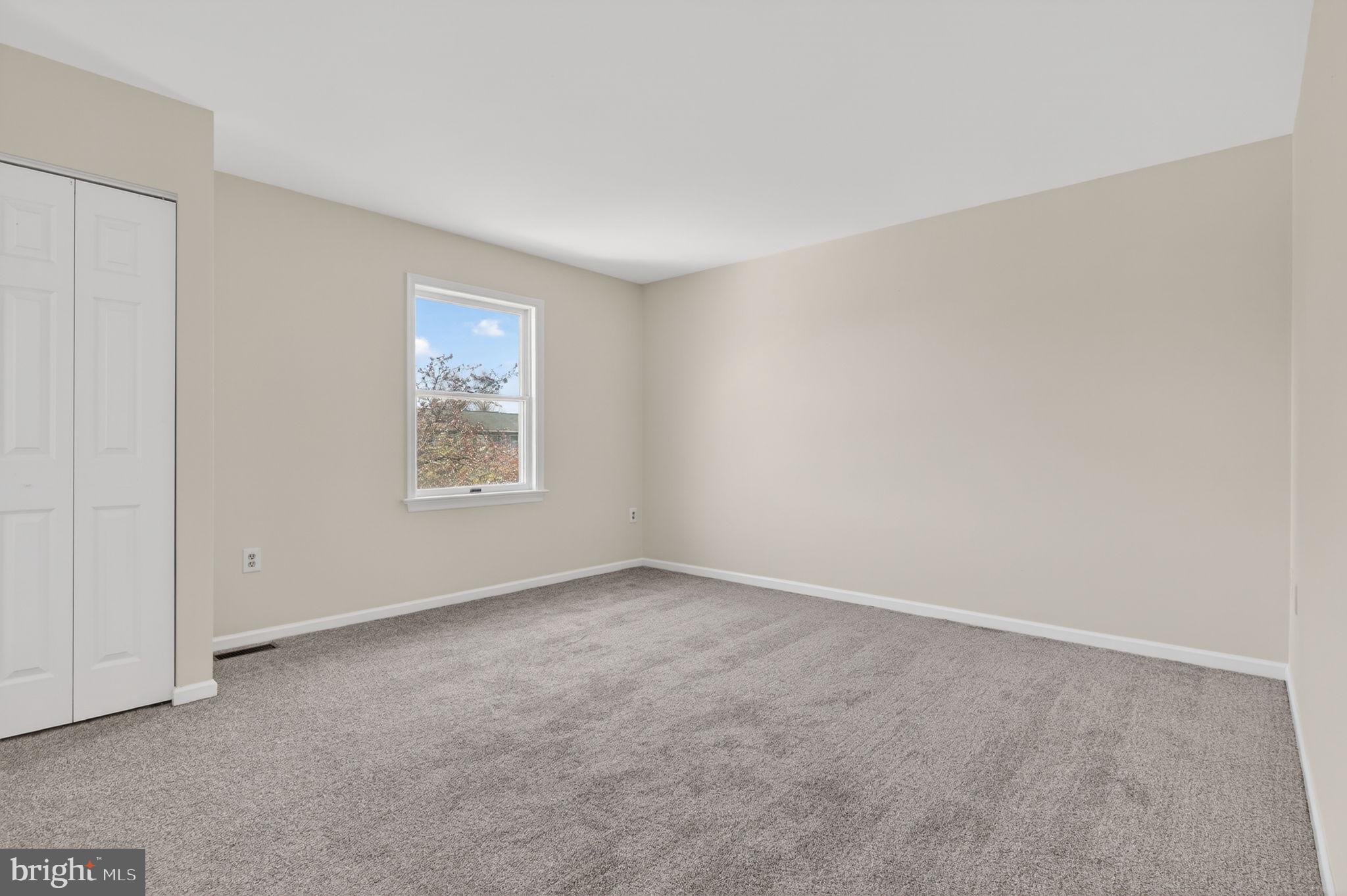 HICKORY HILLS - Residential