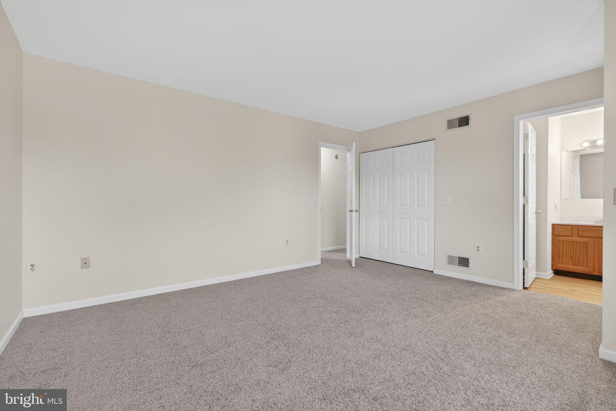 HICKORY HILLS - Residential