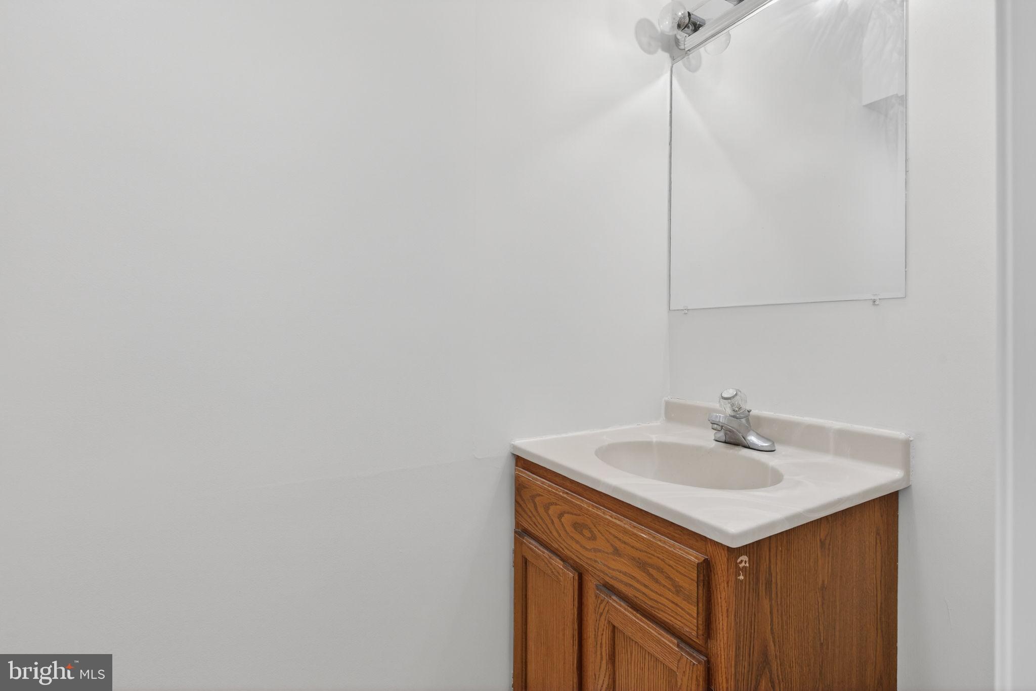 HICKORY HILLS - Residential