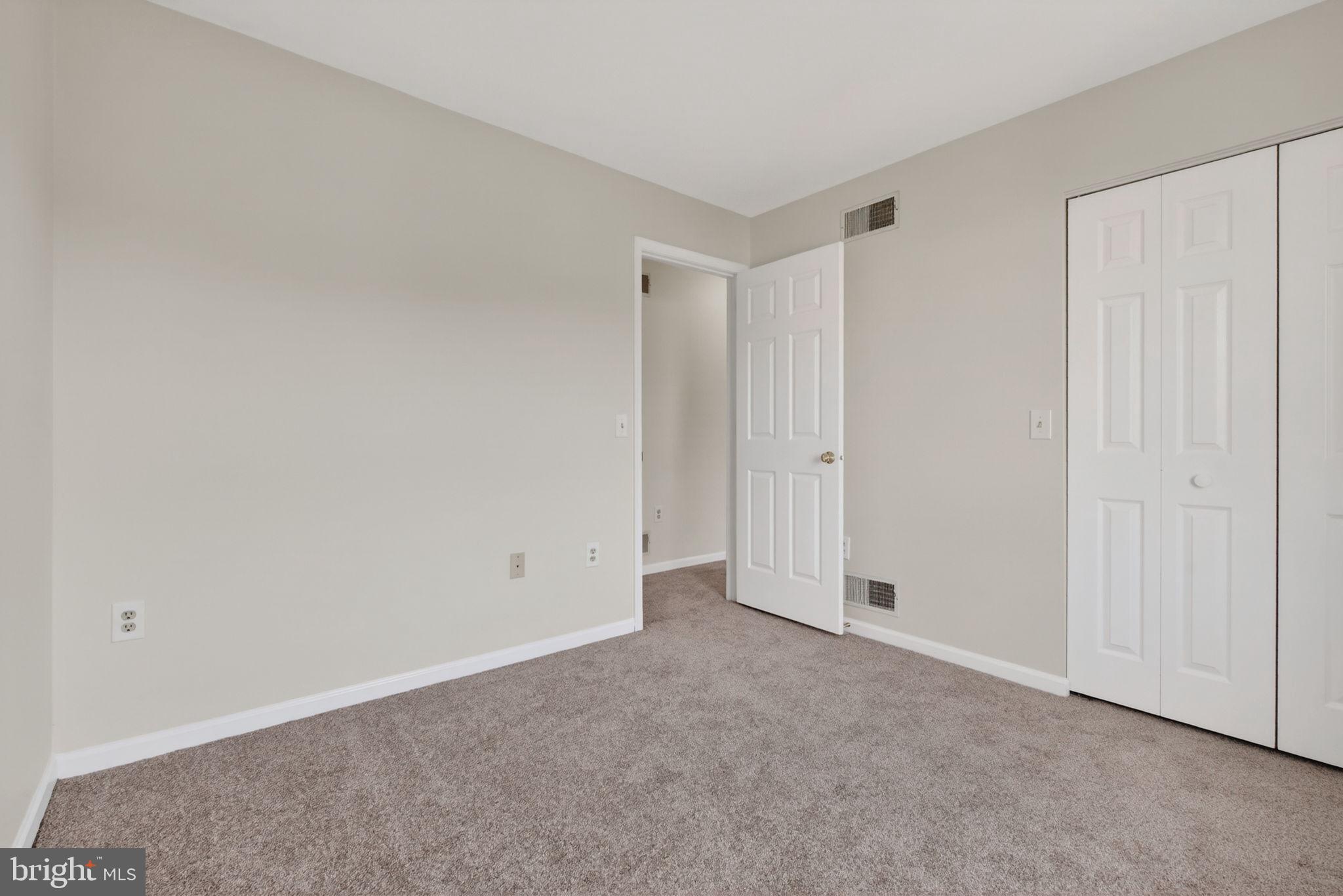 HICKORY HILLS - Residential