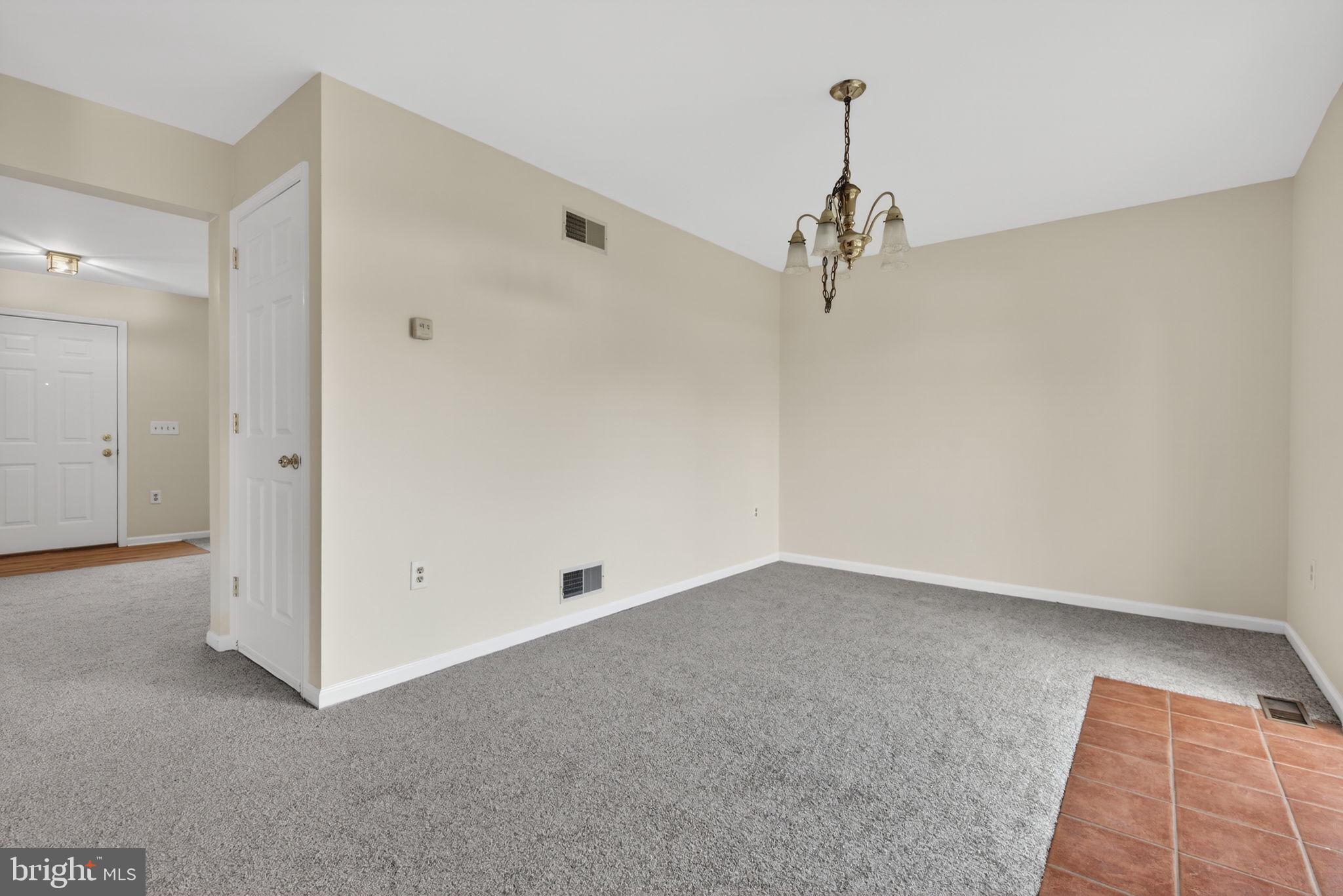 HICKORY HILLS - Residential