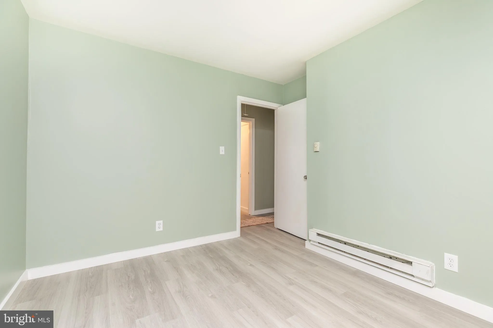 Salisbury, Maryland 21804, United States, 3 Bedrooms Bedrooms, ,1 BathroomBathrooms,Residential,Contingent,23878