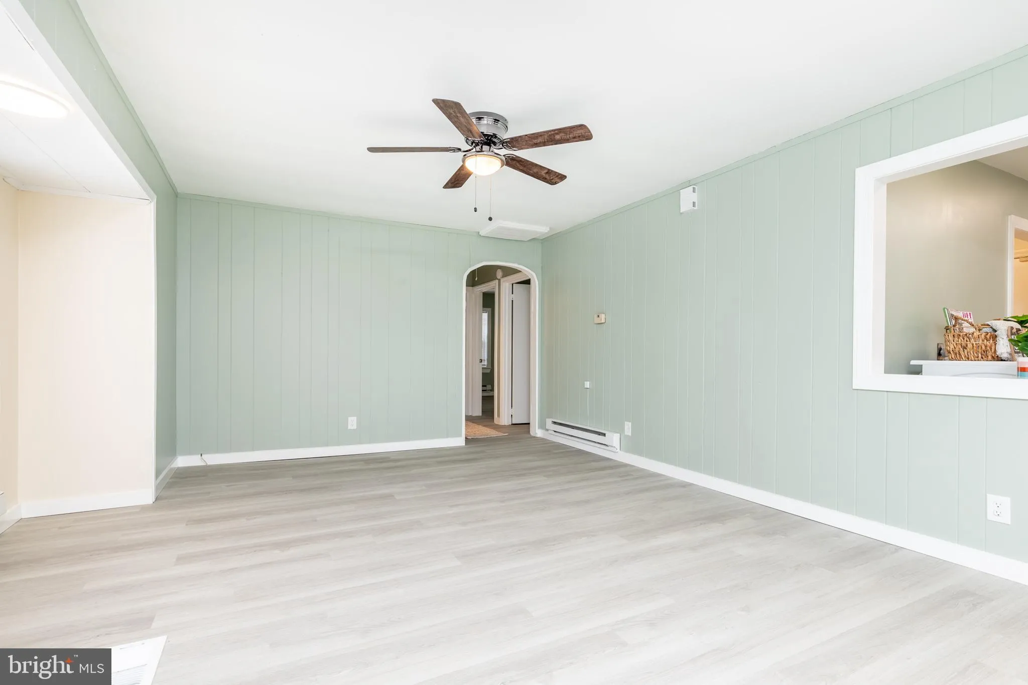 Salisbury, Maryland 21804, United States, 3 Bedrooms Bedrooms, ,1 BathroomBathrooms,Residential,Contingent,23878