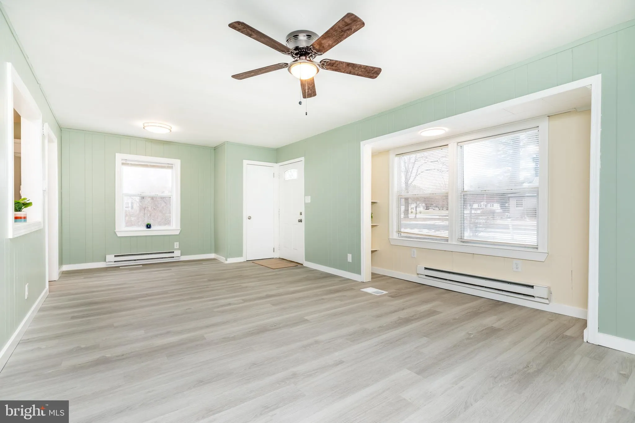 Salisbury, Maryland 21804, United States, 3 Bedrooms Bedrooms, ,1 BathroomBathrooms,Residential,Contingent,23878