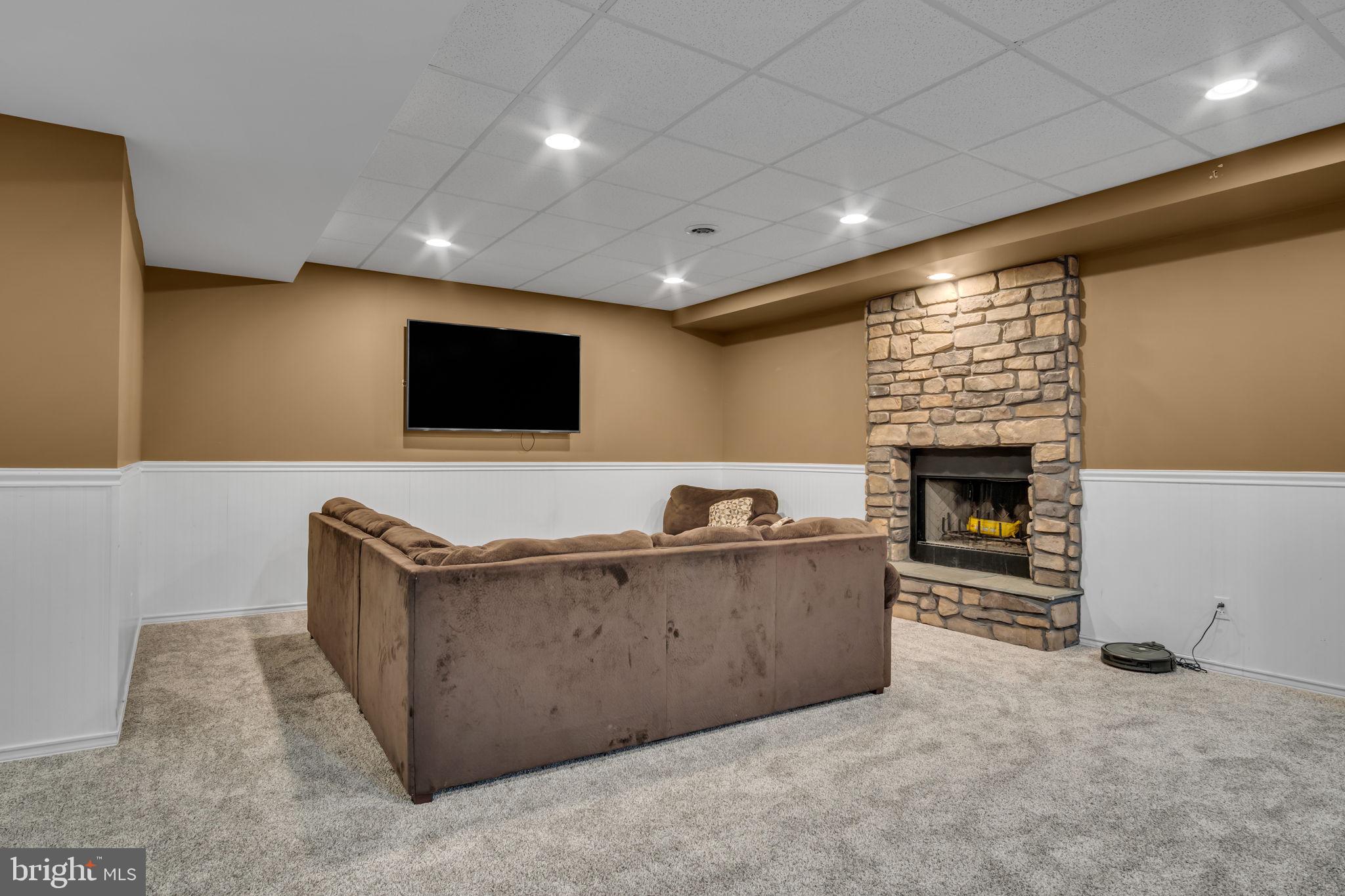 WALTON SPRING HILLS - Residential