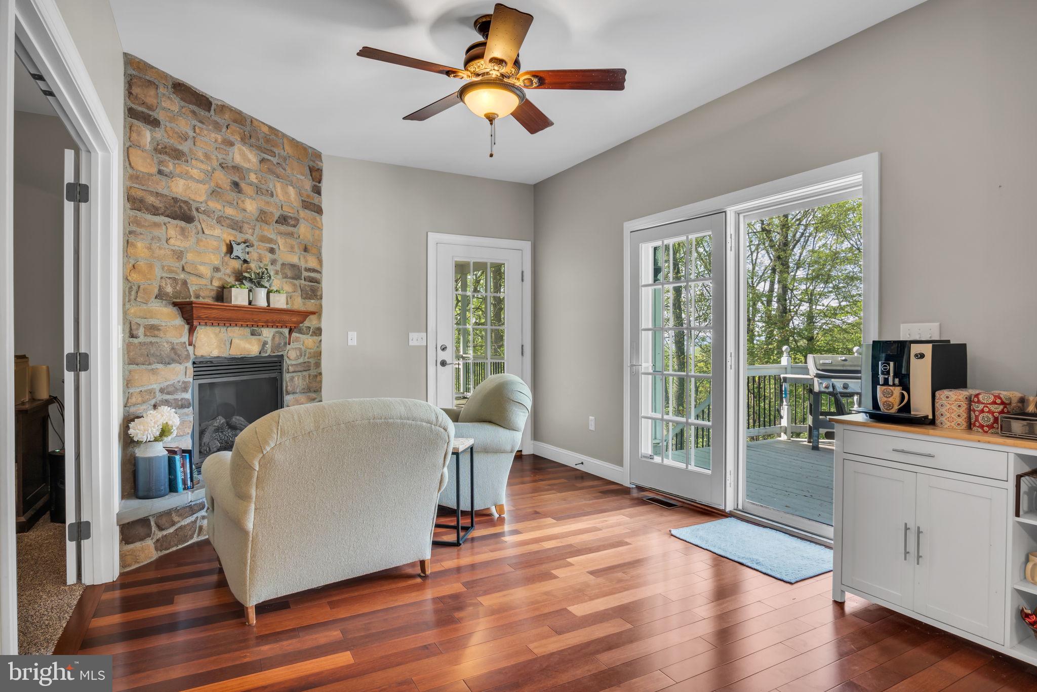 WALTON SPRING HILLS - Residential