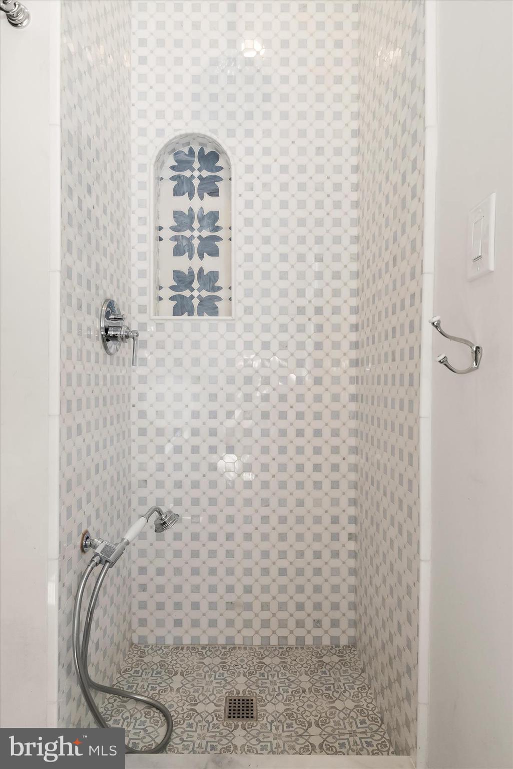 KINGSBRIDGE - Residential