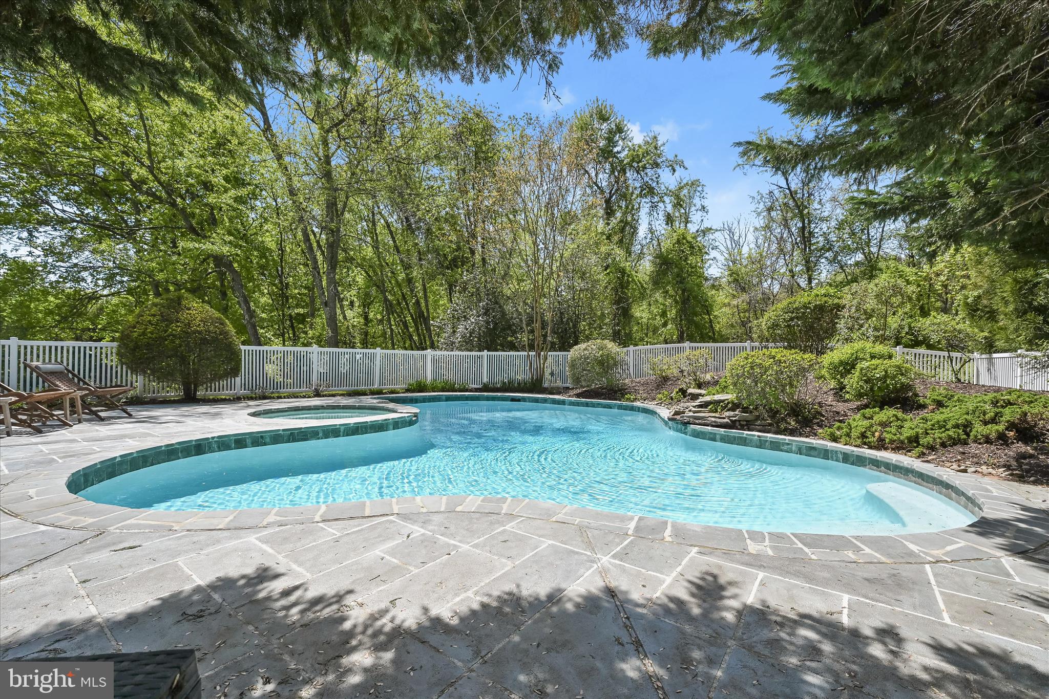 KINGSBRIDGE - Residential