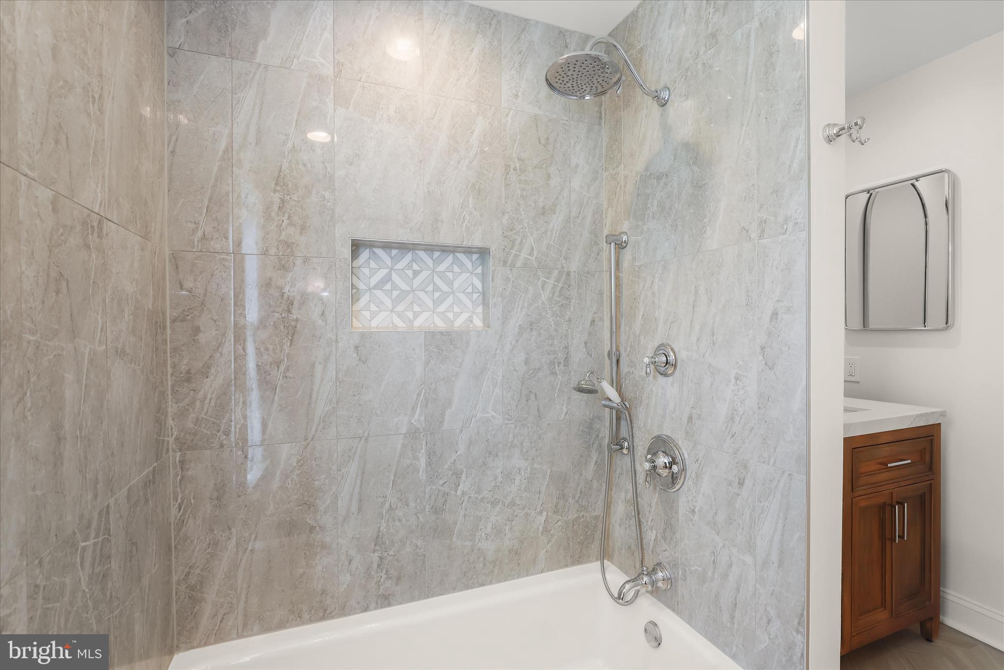 KINGSBRIDGE - Residential