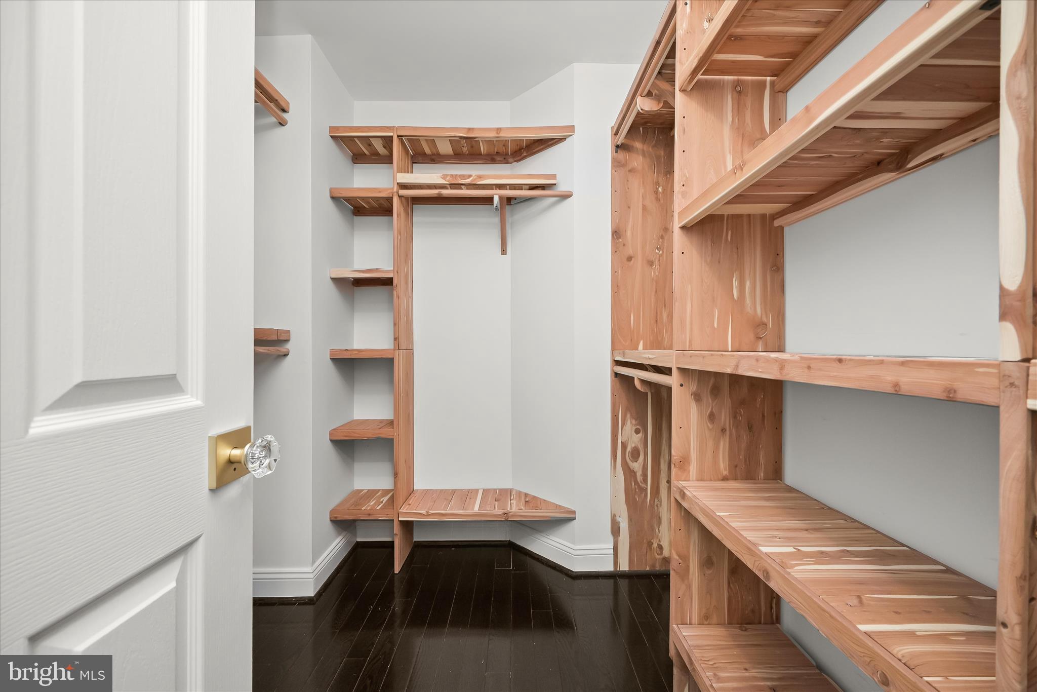 KINGSBRIDGE - Residential