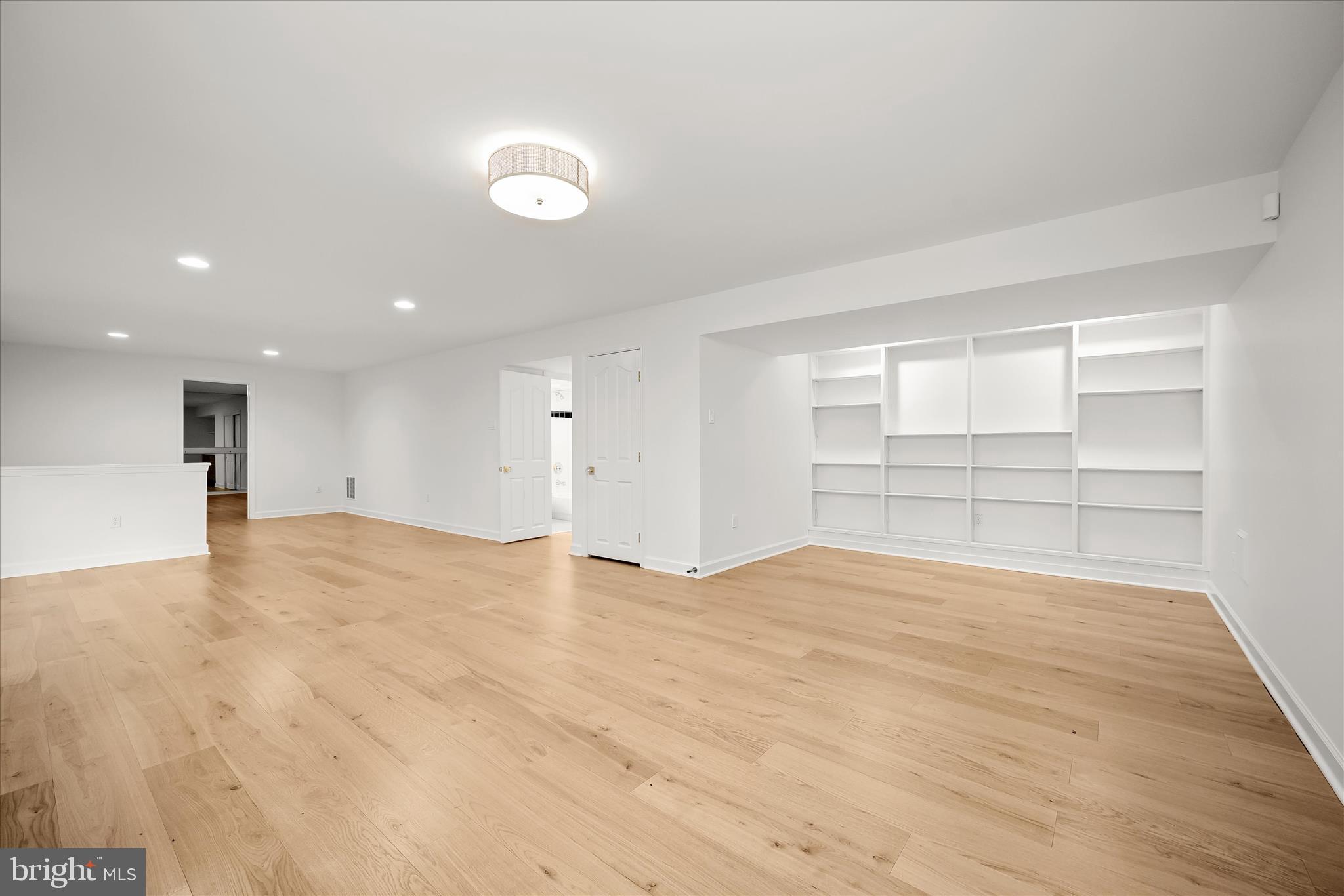 KINGSBRIDGE - Residential