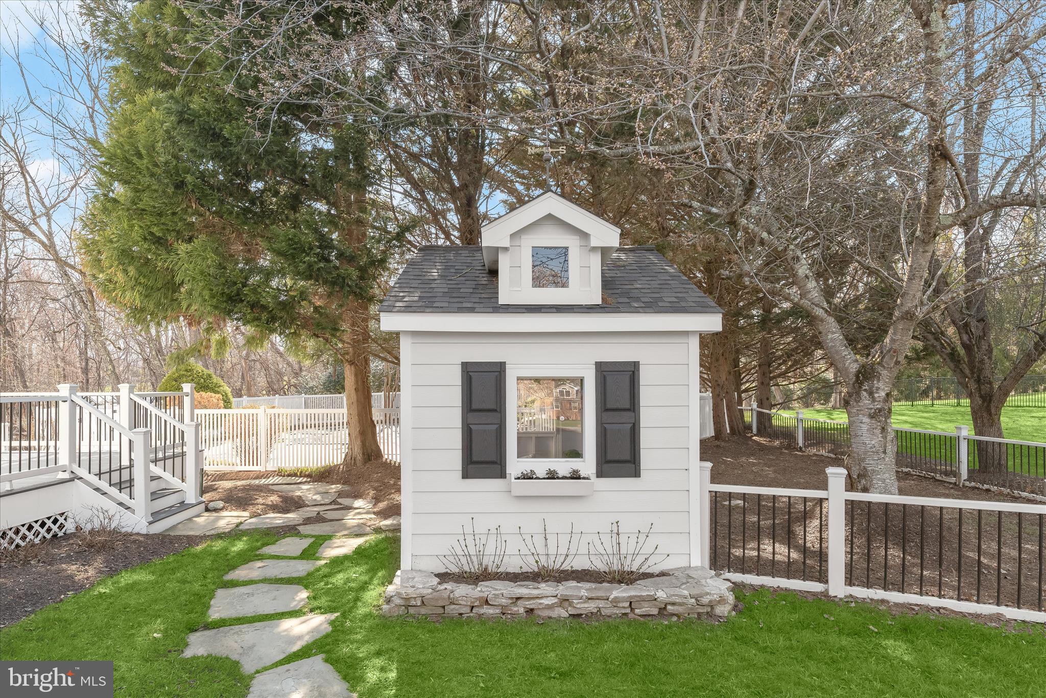 KINGSBRIDGE - Residential