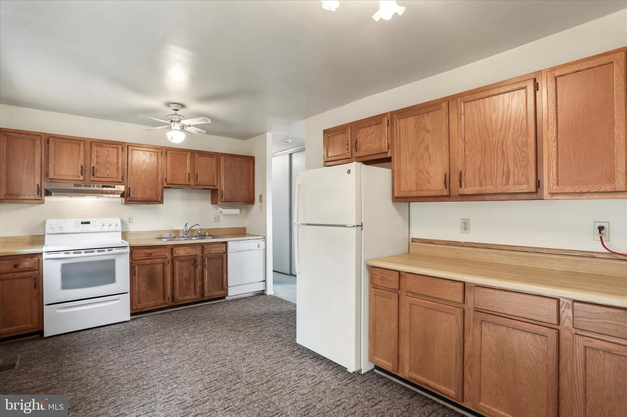 STONEGATE FARMS - Residential